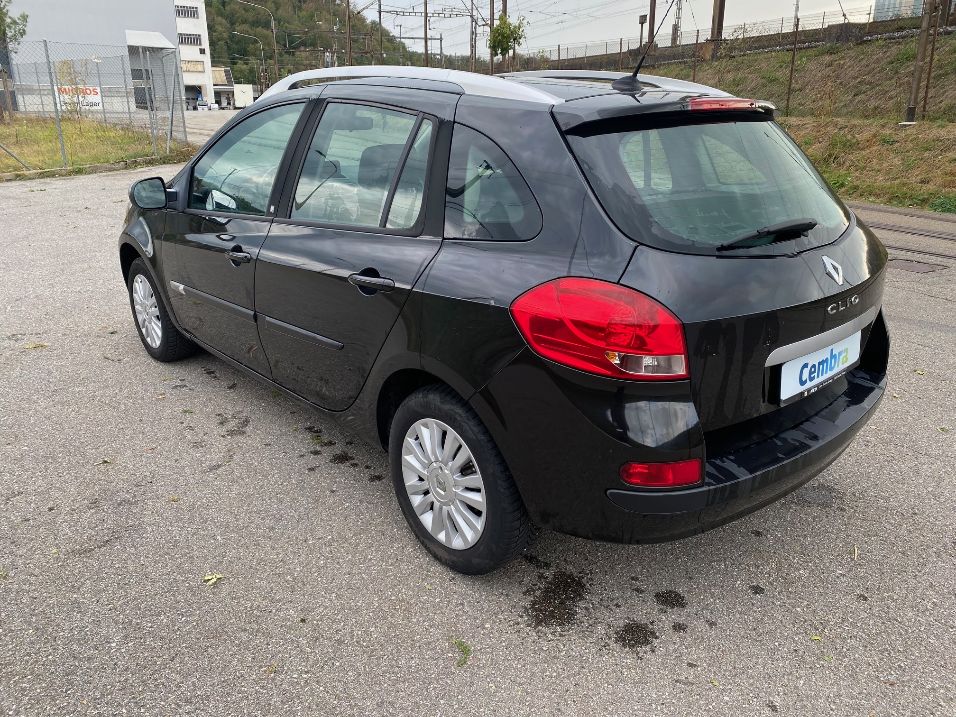 RENAULT Clio Grandtour 1.6 16V Dynamique Automatic-showroom-element-3