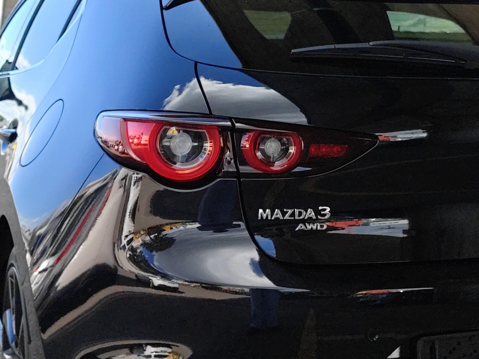 MAZDA 3 Hatchback SKYACTIV-X M Hybrid 186 AWD Exclusive L. Automat-image-12