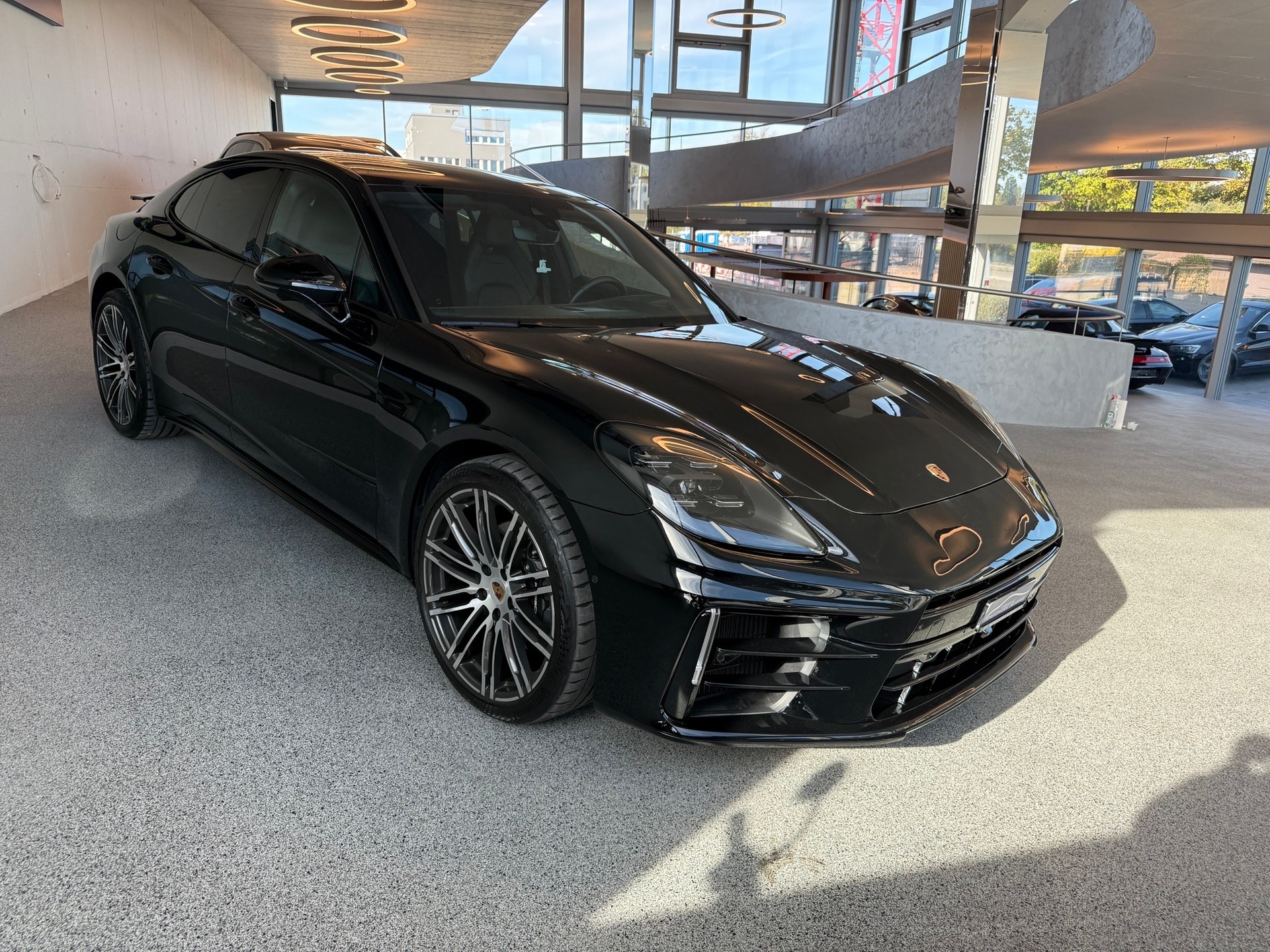 PORSCHE Panamera 4 PDK-showroom-element-2