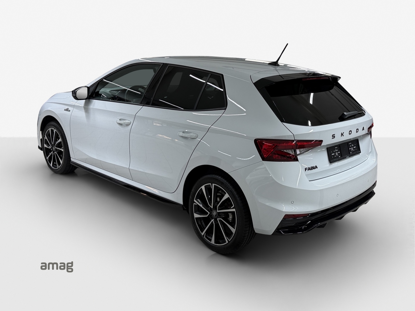 SKODA Fabia 1.5 TSI Monte Carlo DSG-showroom-element-2