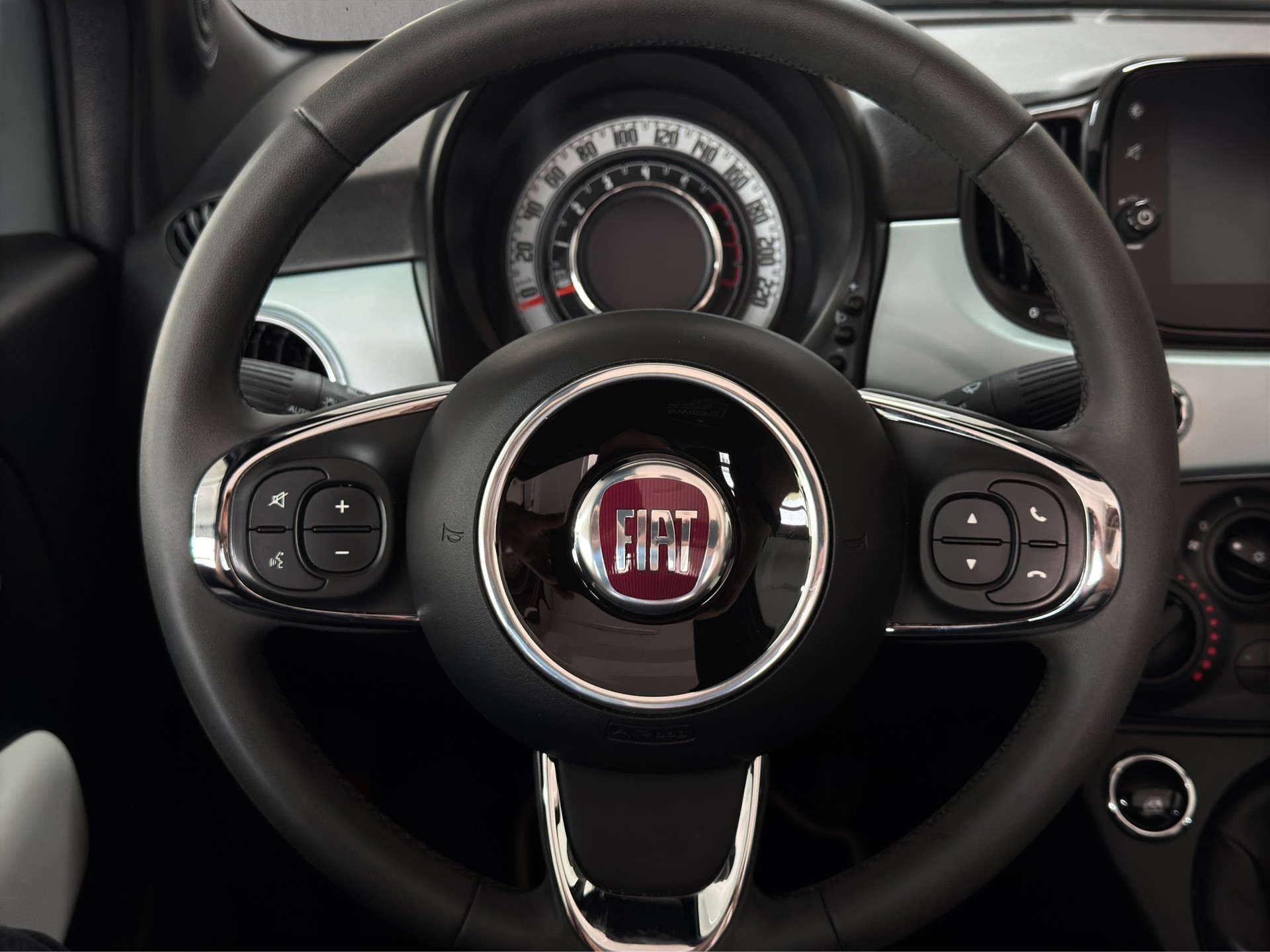 FIAT 500C 1.0 N3 MildHybrid Dolcevita-image-13