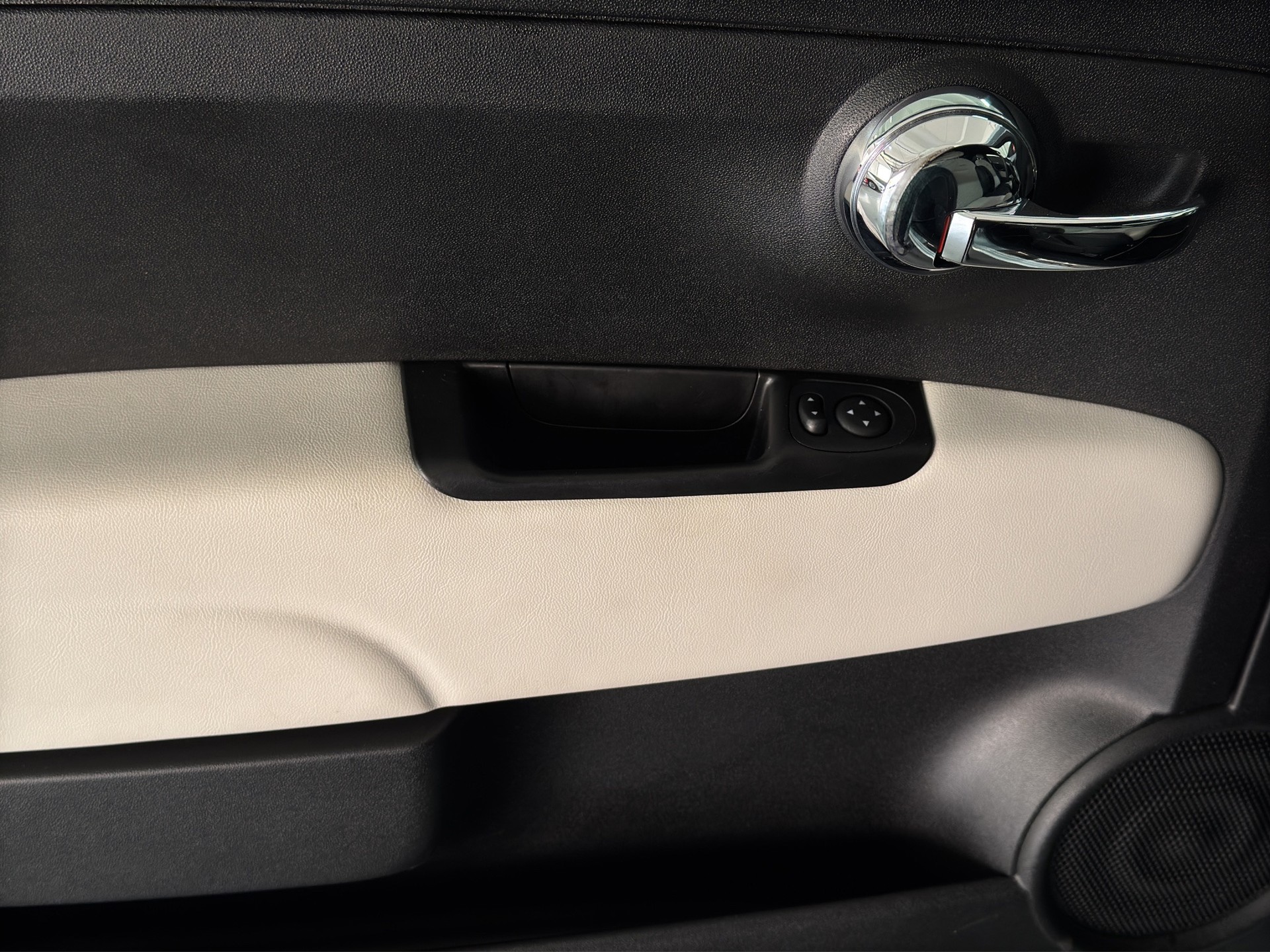FIAT 500C 1.0 N3 MildHybrid Dolcevita-image-10