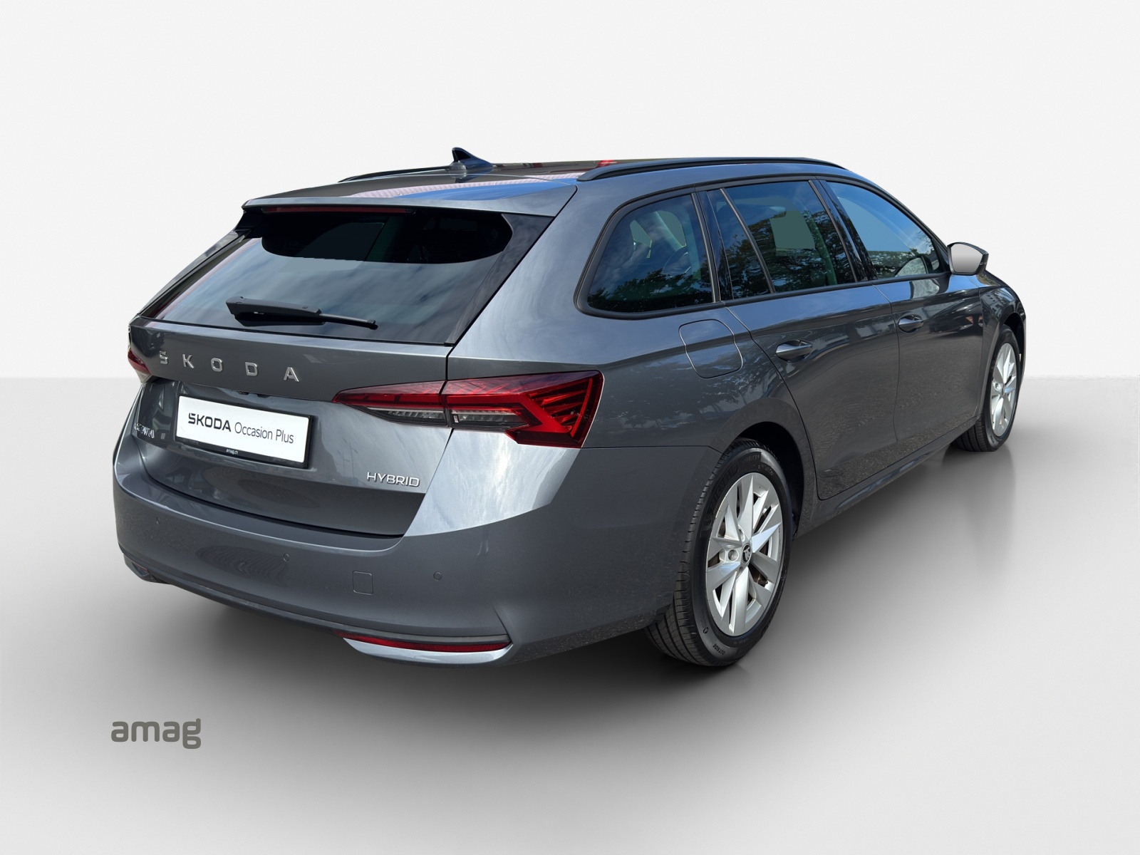 SKODA Octavia Combi 1.5 TSI mHEV DSG Dynamic-image-4