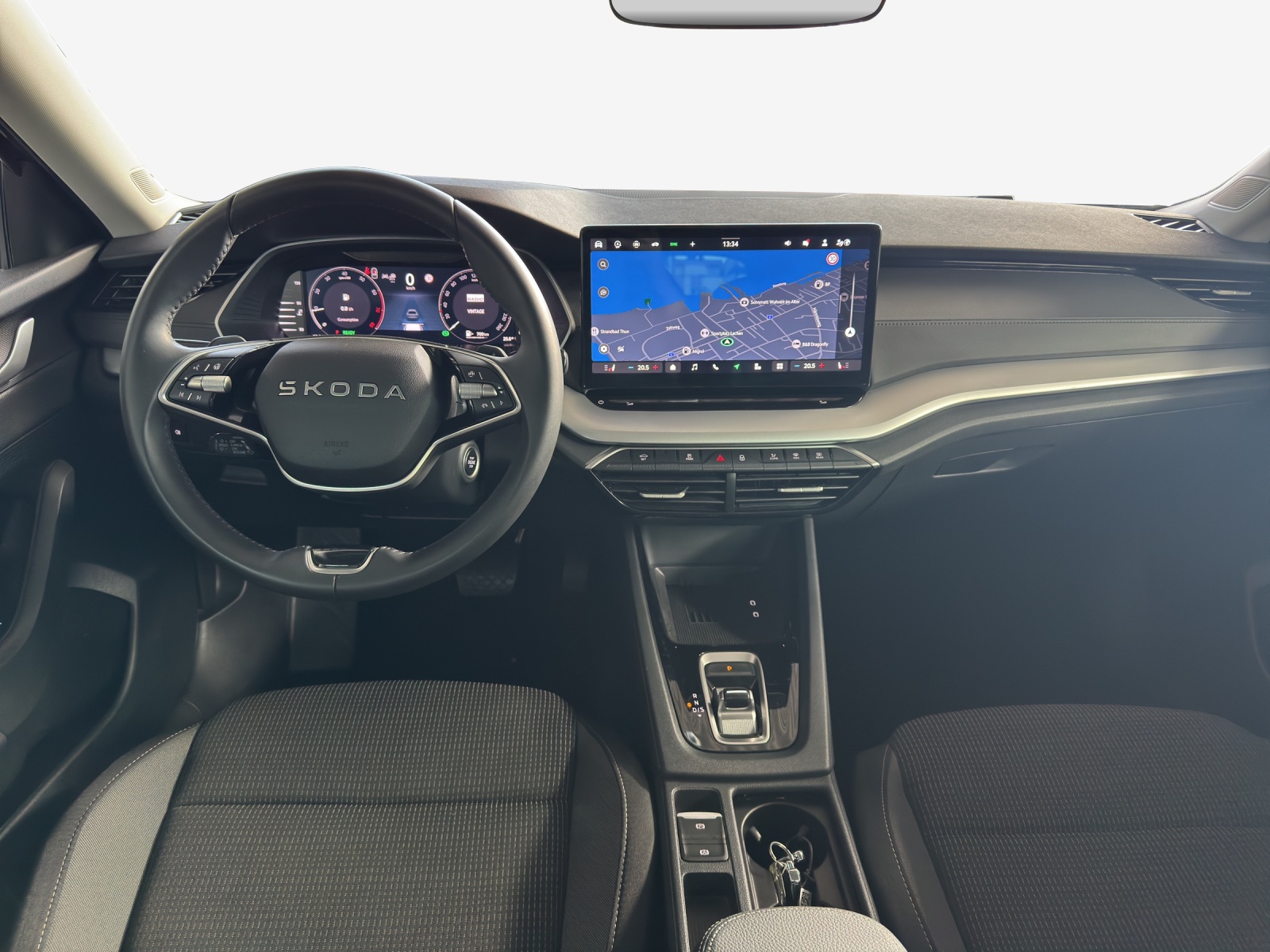 SKODA Octavia Combi 1.5 TSI mHEV DSG Dynamic-image-8