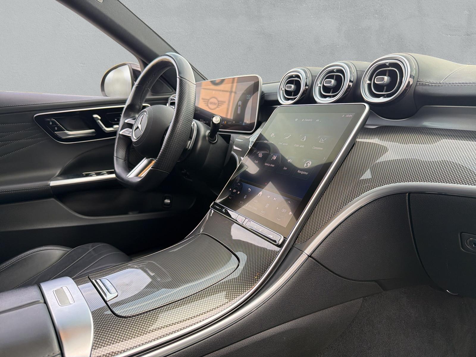 MERCEDES-BENZ C 300 AMG Line 4matic Kombi (CH) 📍-image-13