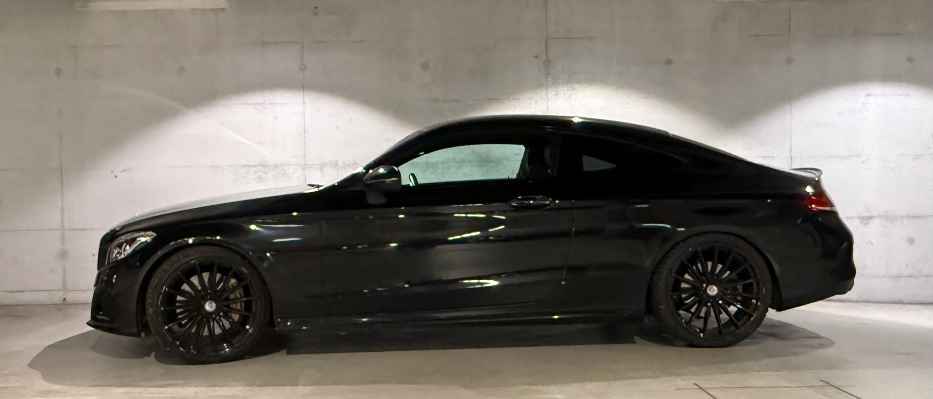 MERCEDES-BENZ C 43 AMG 4matic-image-3