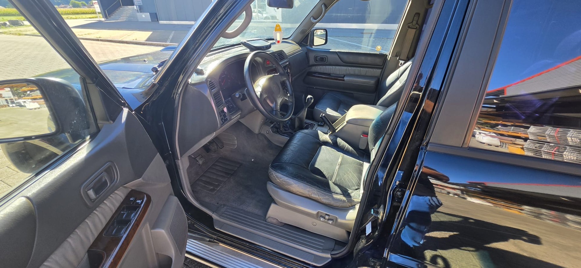 NISSAN Patrol 3.0 Di Luxury Wagon-image-5