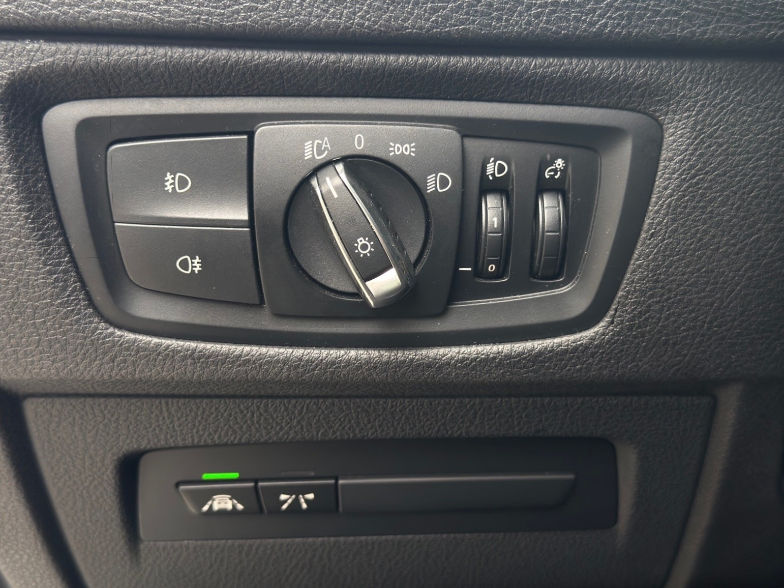BMW 120d xDrive Edition M Sport Steptronic *M-Paket*Rückfahrkamera*Harman/Kardon*Sitzheizung uvm.*-image-21