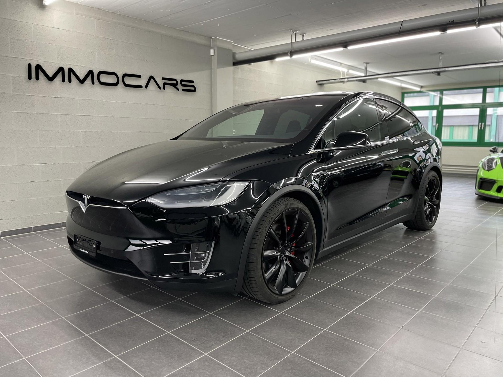 TESLA Model X Performance