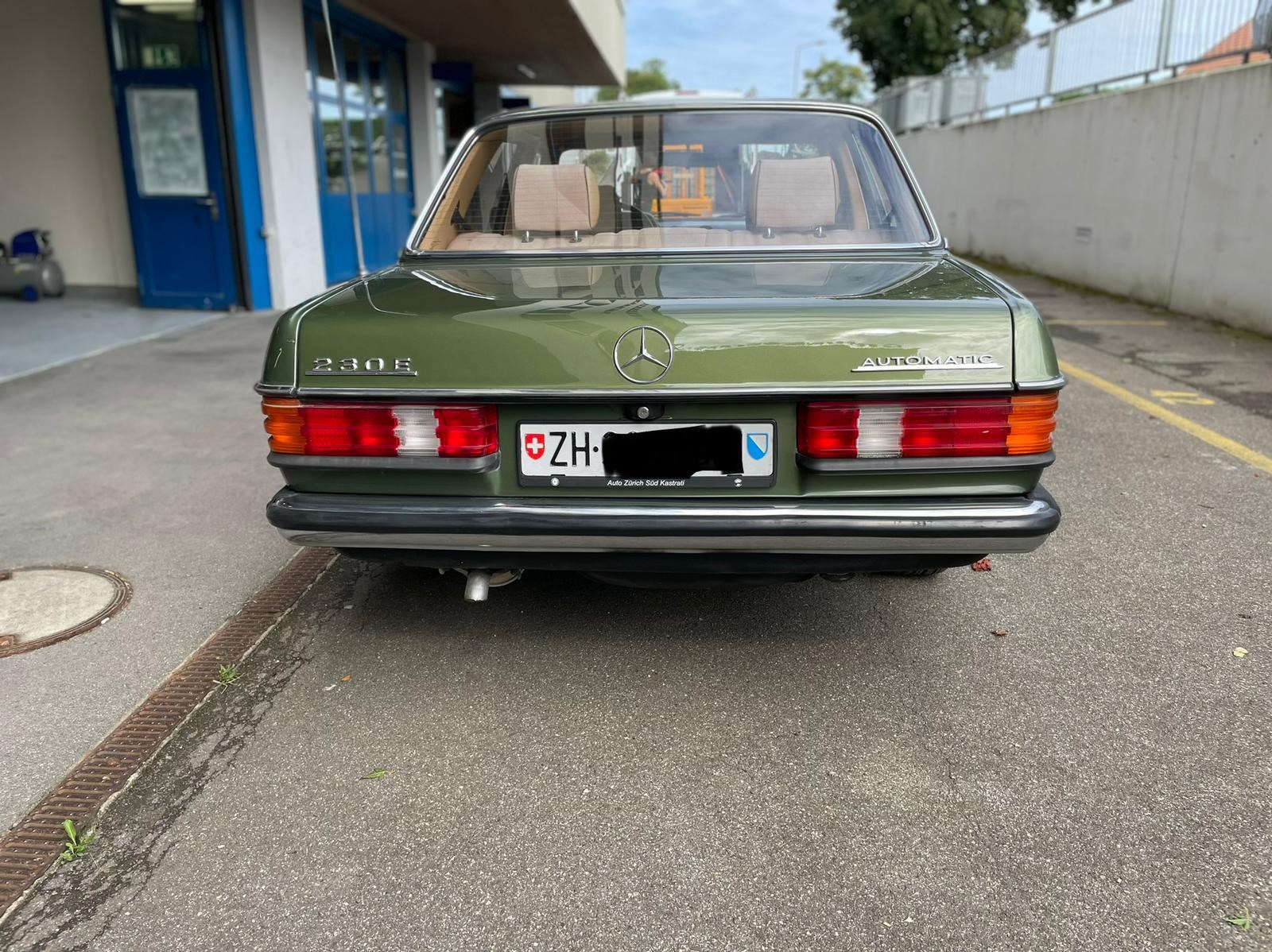 MERCEDES-BENZ E 230-image-4
