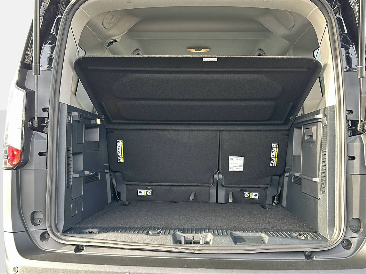 FORD TOURNEO COURIERier 1.0 EcoBoost Titanium-image-14