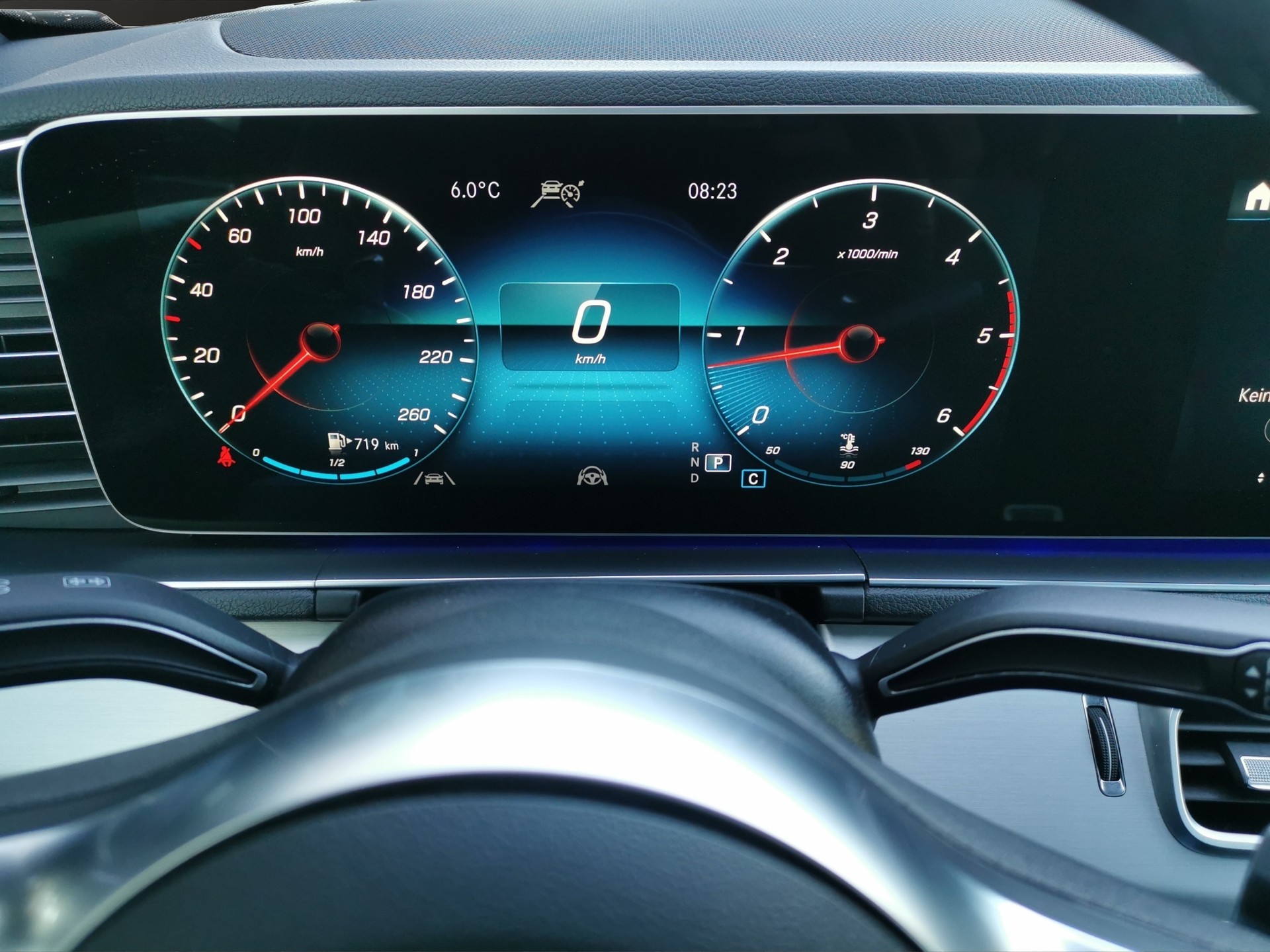 MERCEDES-BENZ GLE 400 d 4Matic AMG Line 9G-Tronic-image-17