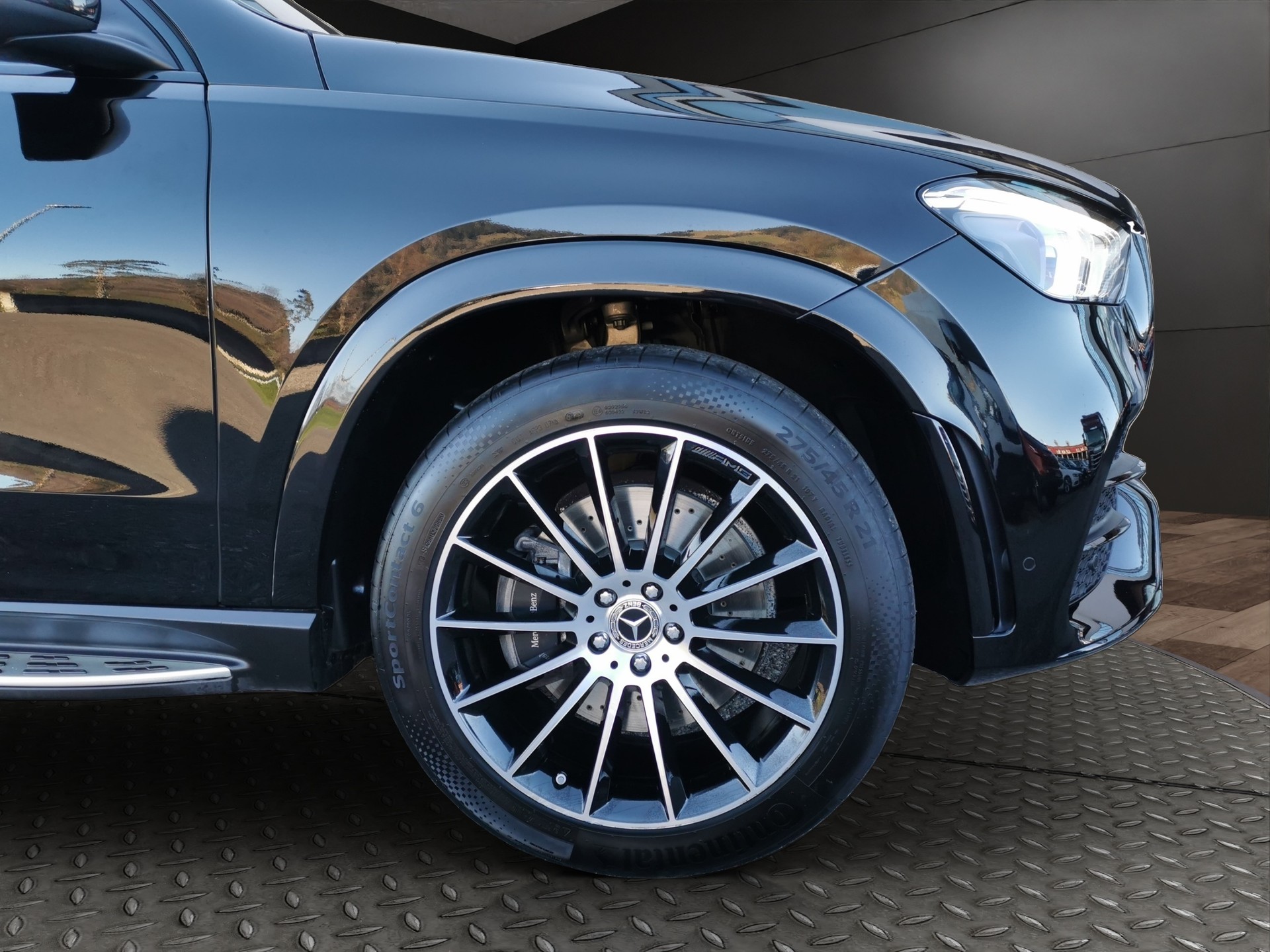 MERCEDES-BENZ GLE 400 d 4Matic AMG Line 9G-Tronic-image-2
