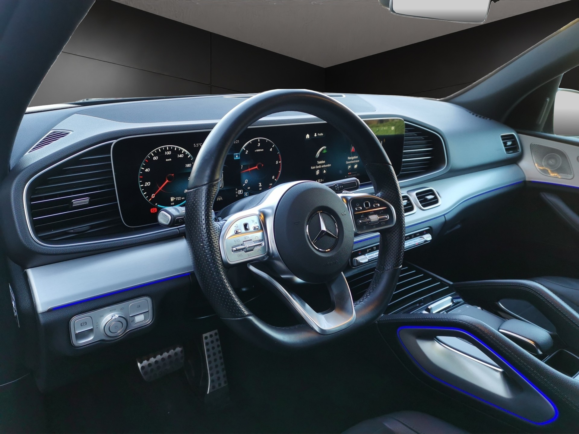 MERCEDES-BENZ GLE 400 d 4Matic AMG Line 9G-Tronic-image-9