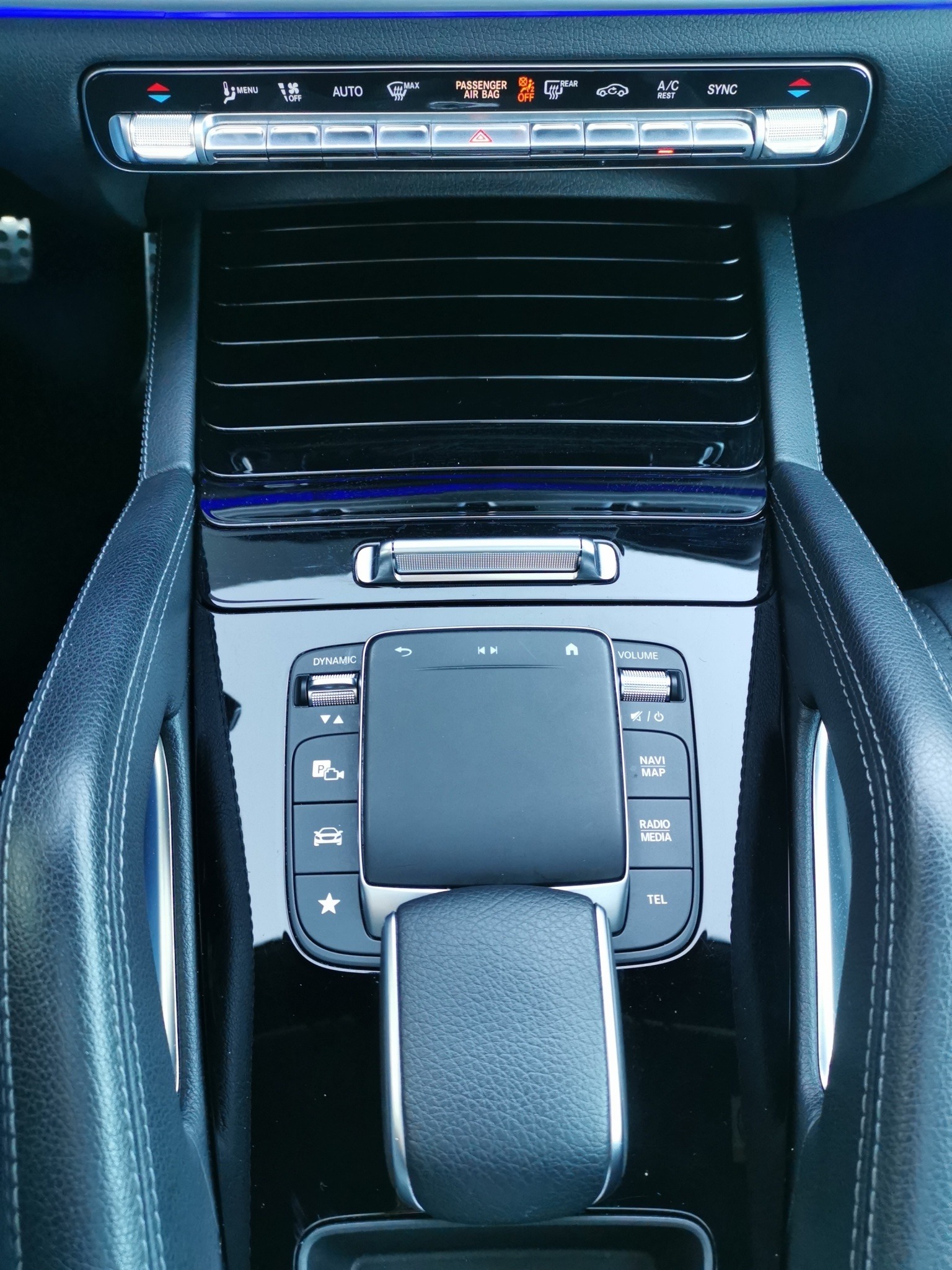 MERCEDES-BENZ GLE 400 d 4Matic AMG Line 9G-Tronic-image-19