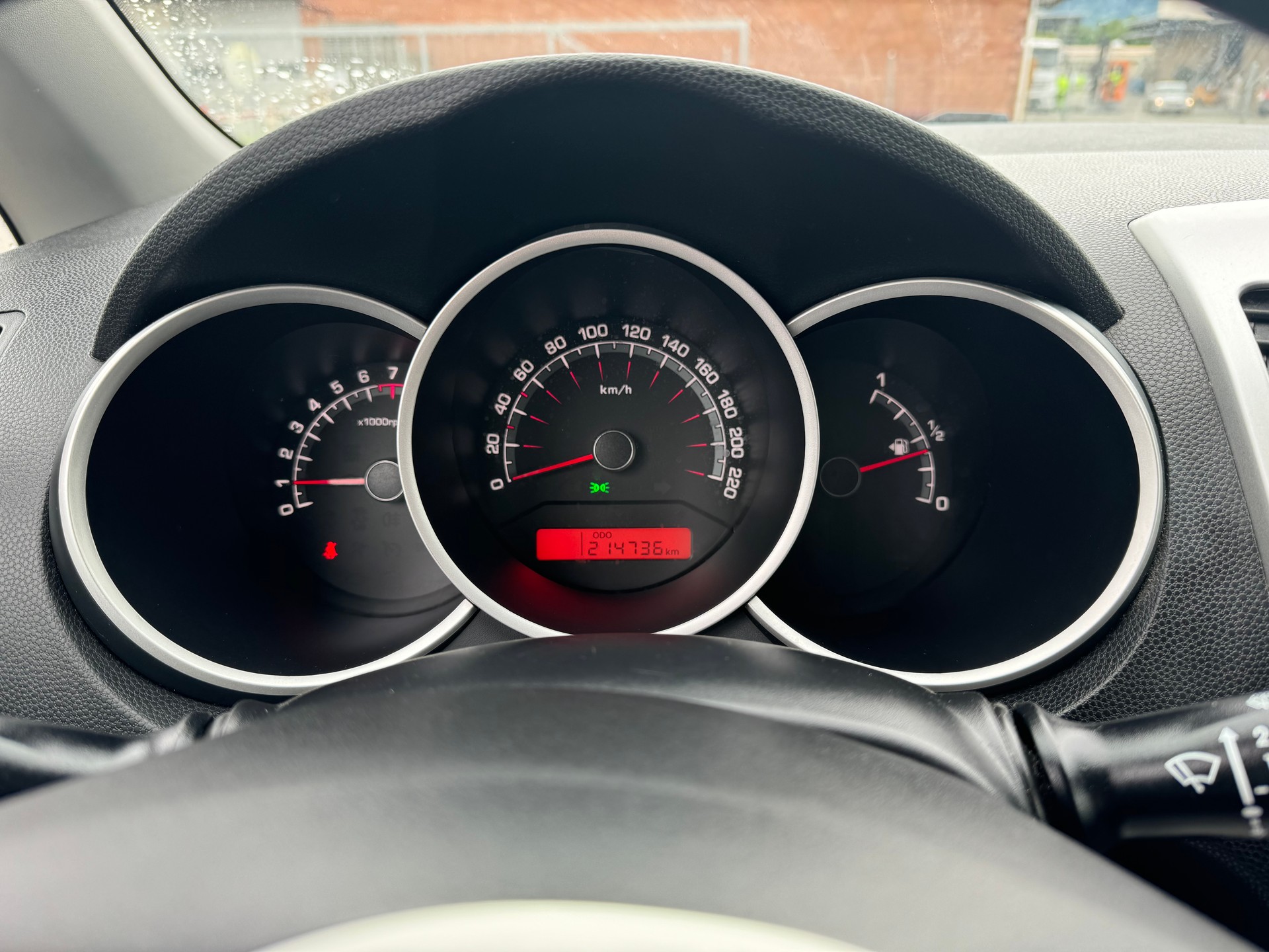 KIA Venga 1.4 CVVT  _seven-image-10