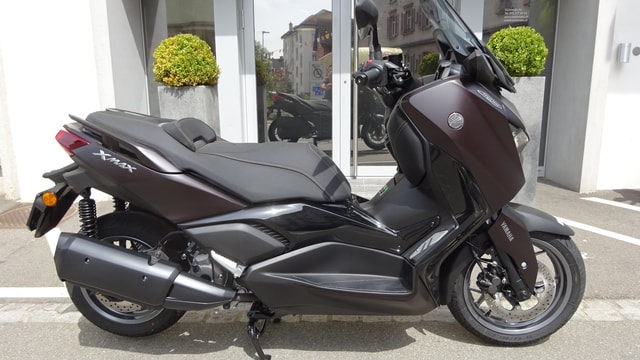YAMAHA X-Max 300 Tech Max Plus-image-4