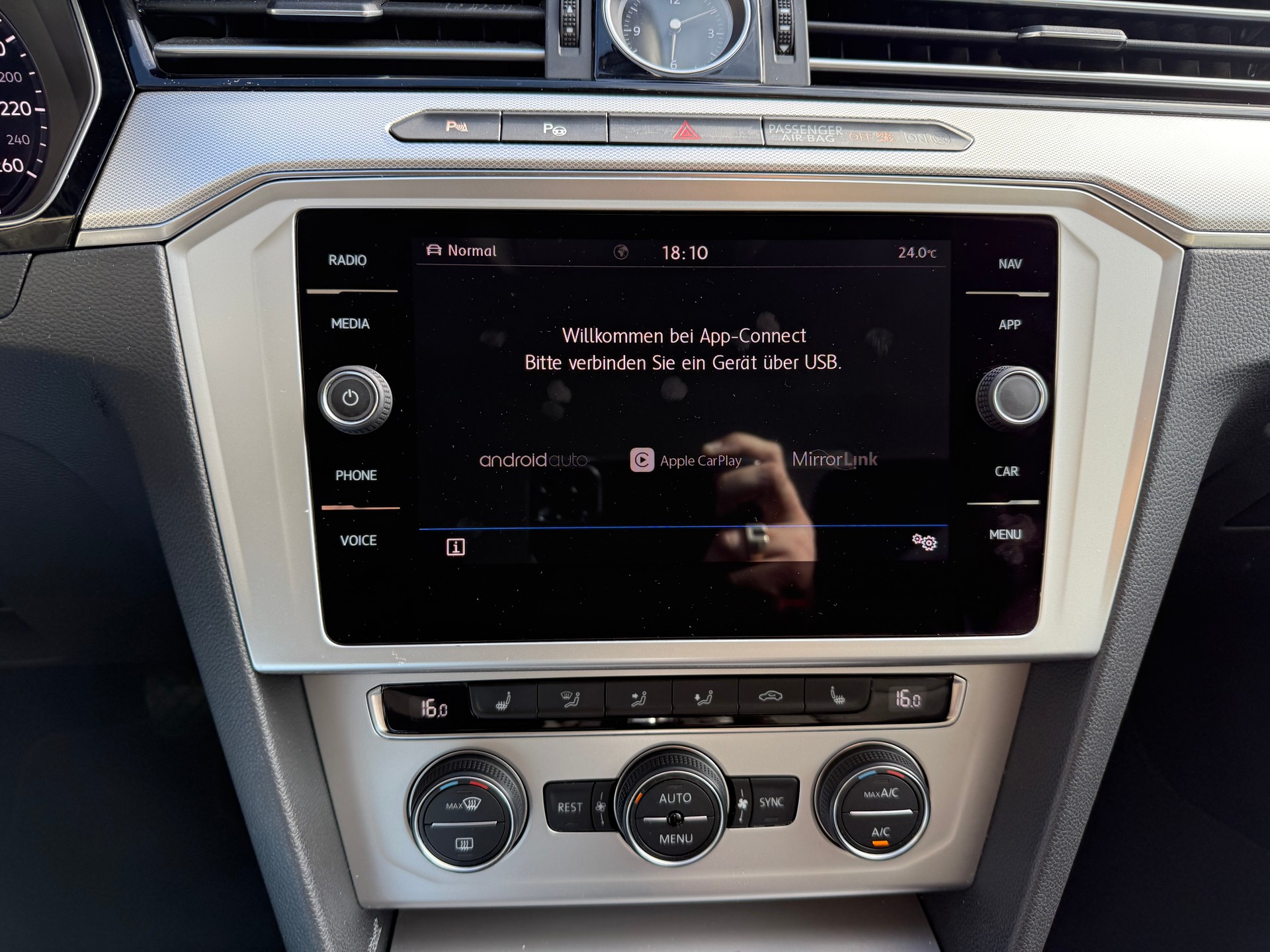 VW Passat Variant 2.0 TDI BMT Comfortline DSG-image-14
