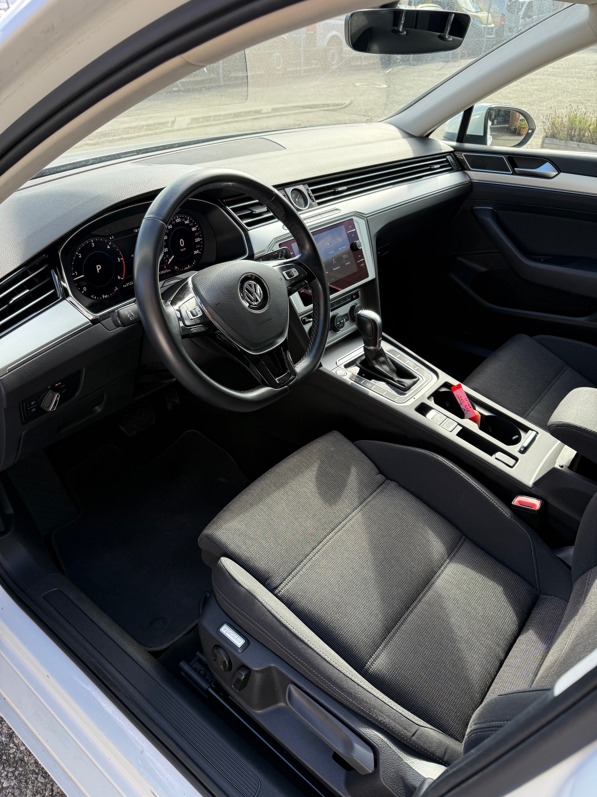VW Passat Variant 2.0 TDI BMT Comfortline DSG-image-6