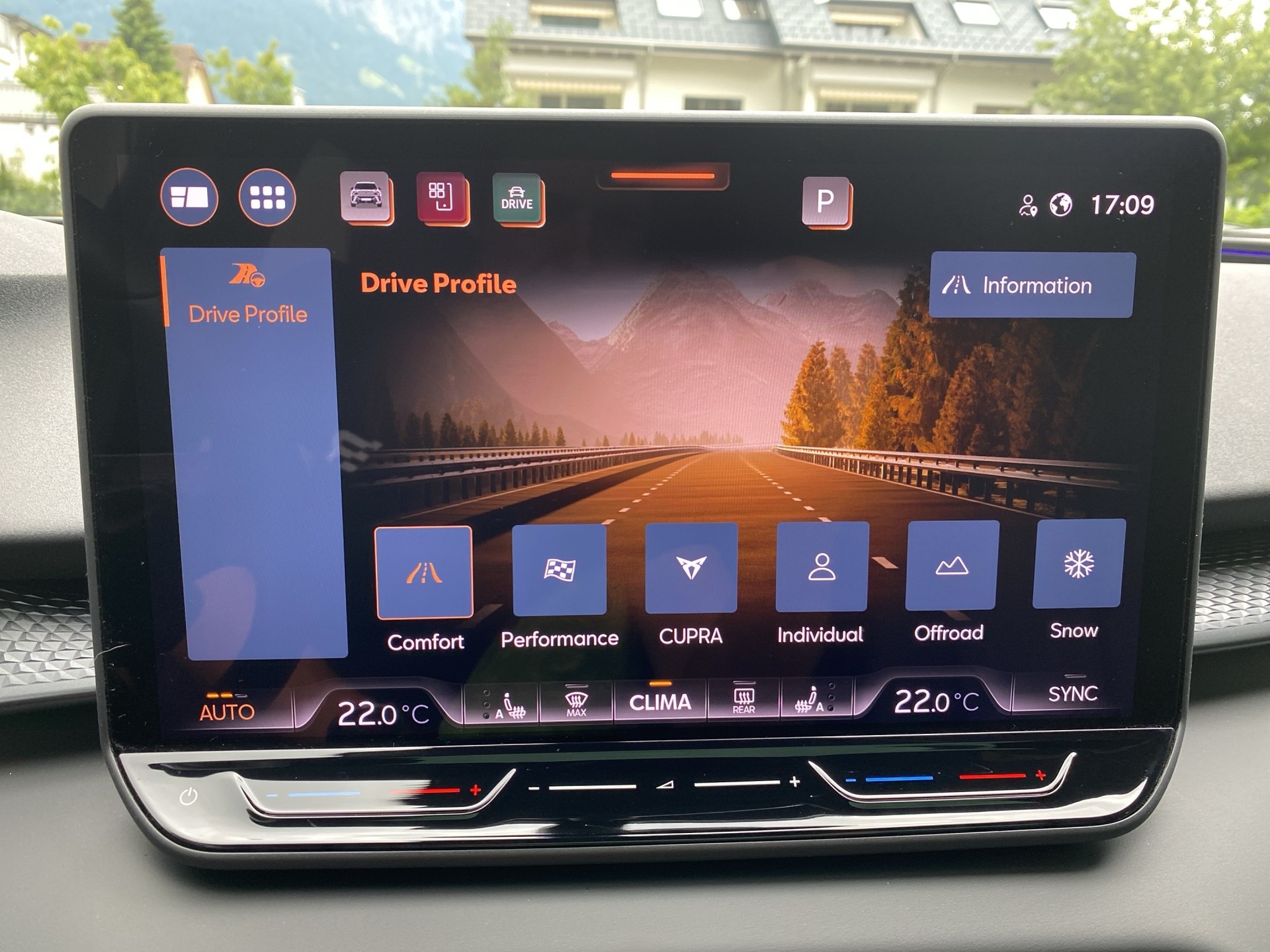 CUPRA Terramar 2.0 TSI DSG 4Drive VZ-image-29