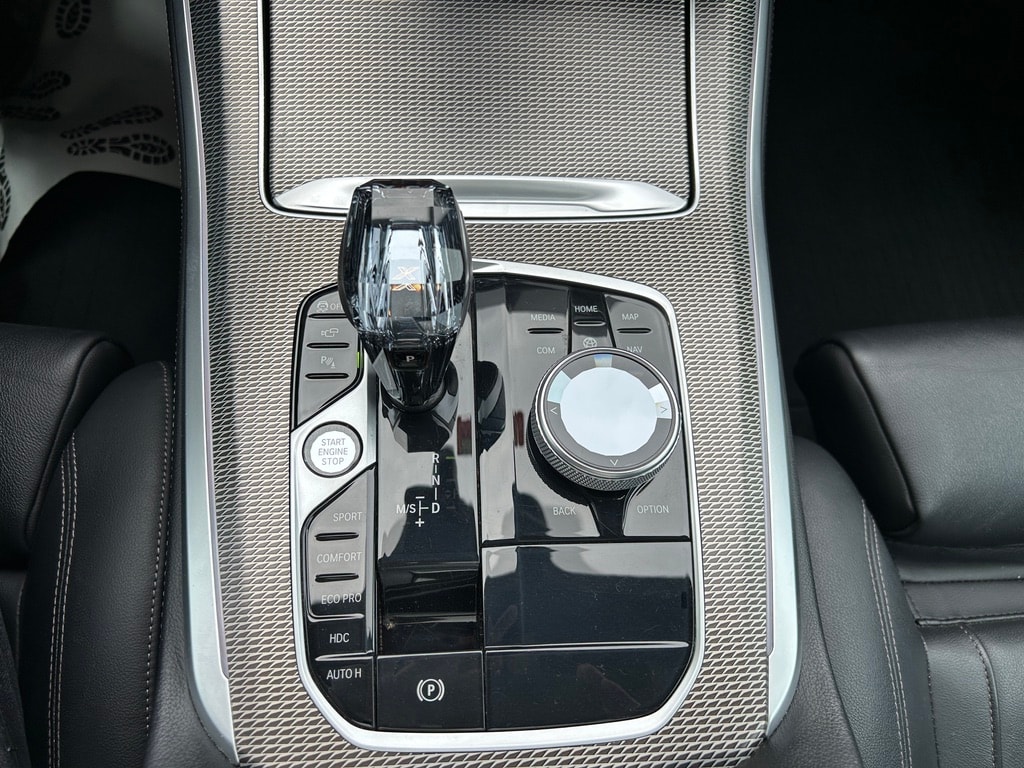 BMW X5 xDrive 48V 30d M Sport Steptronic-image-13