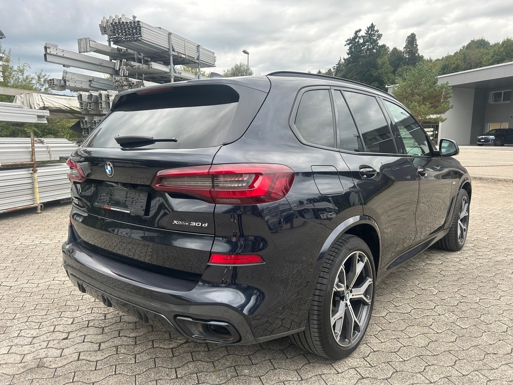 BMW X5 xDrive 48V 30d M Sport Steptronic-image-4