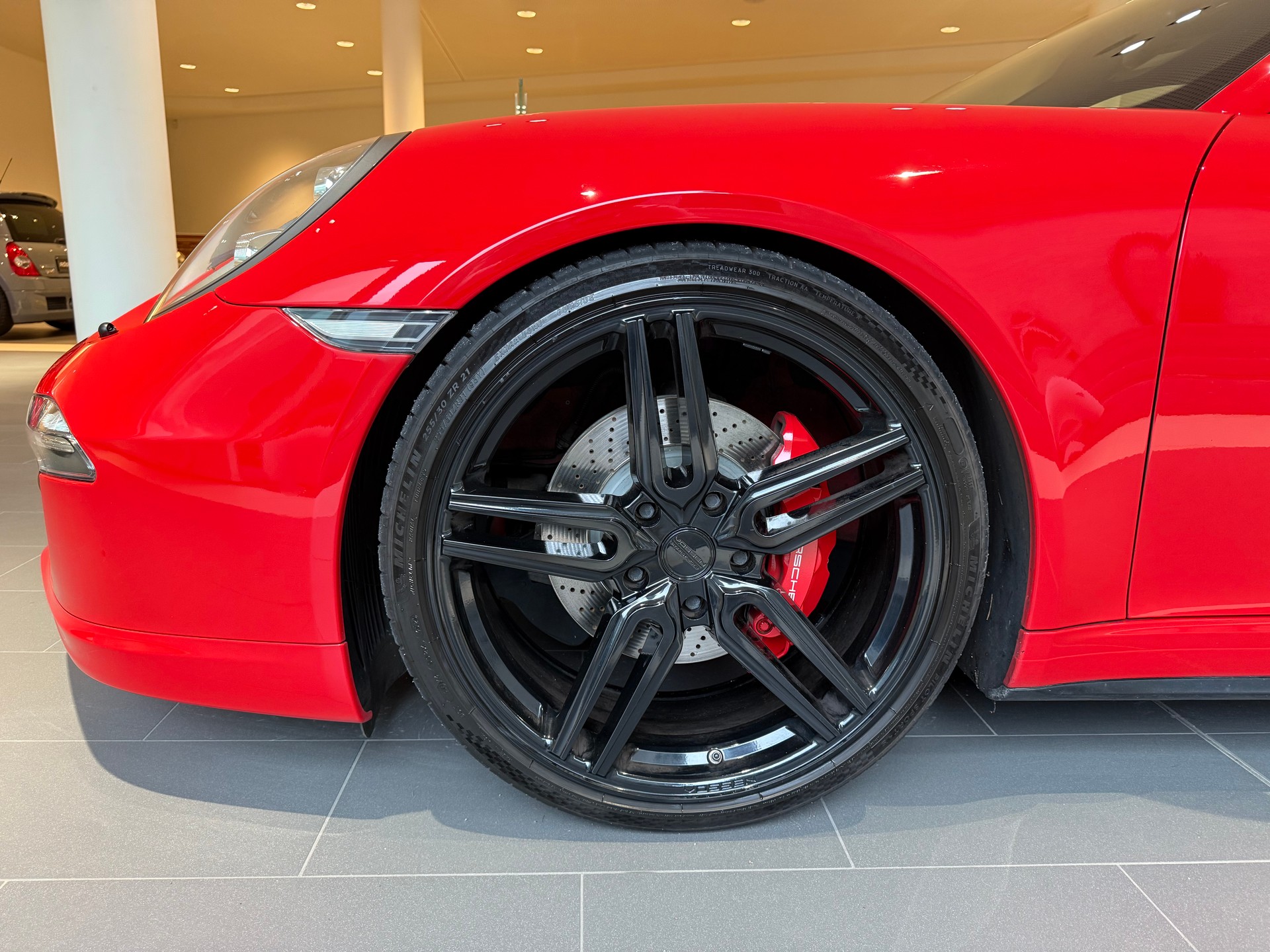 PORSCHE 911 Carrera 4 GTS PDK-image-7
