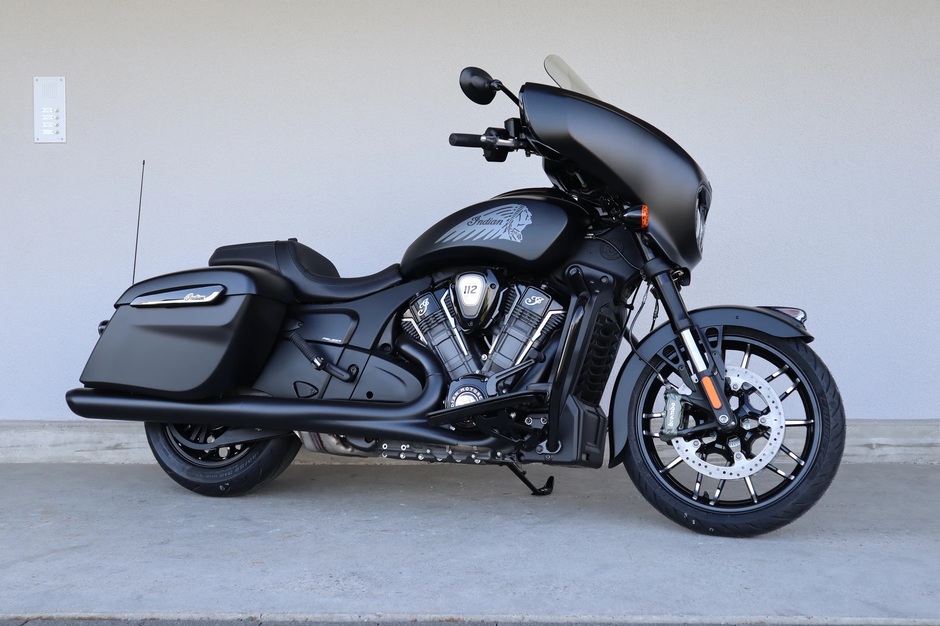 INDIAN Chieftain Power Plus Dark Horse-image-2