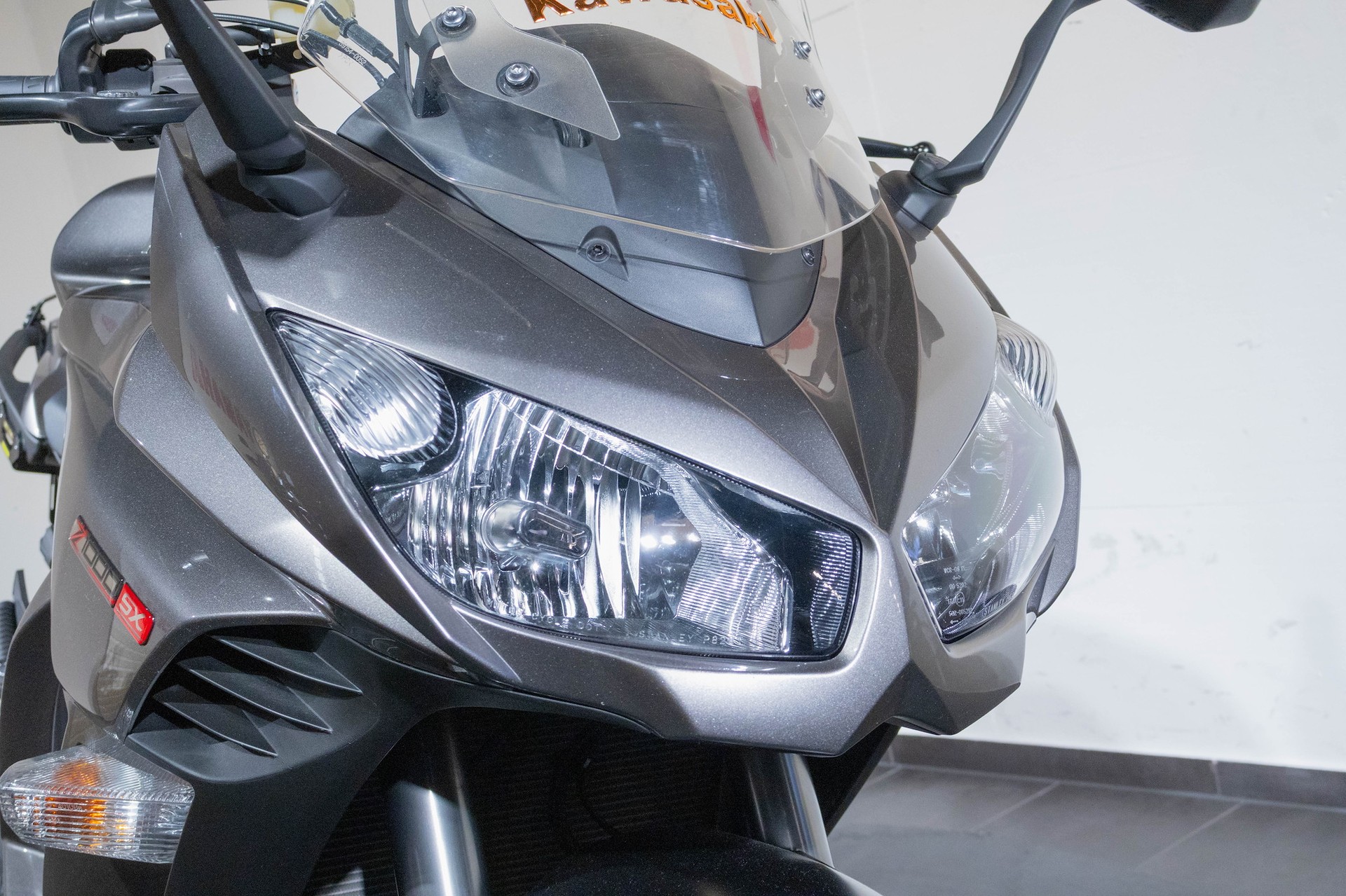 KAWASAKI Z1000 SX Tourer-image-11
