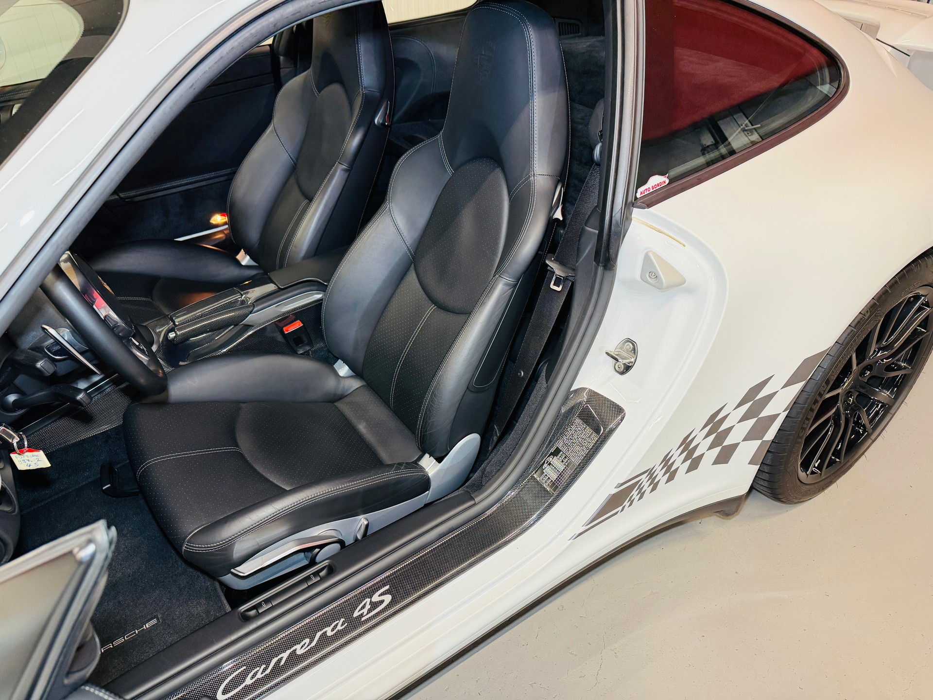 PORSCHE 911 997.2 Carrera 4S PDK PASM, CARBON, SPORTCHRONO & KLAPPENAUSPUFF AB WERK-image-4