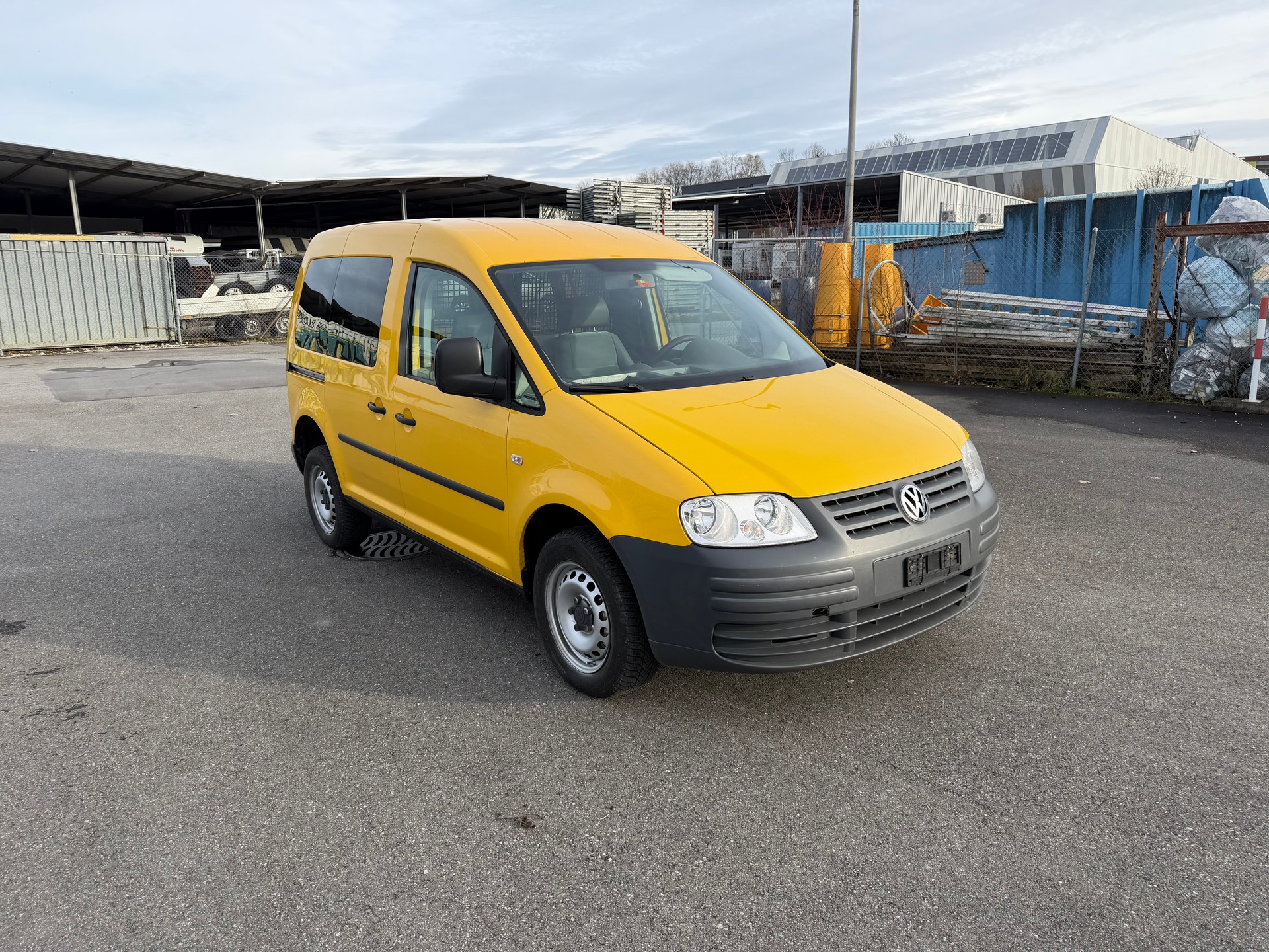 VW Caddy 1.9TDI PD 4Motion-image-1