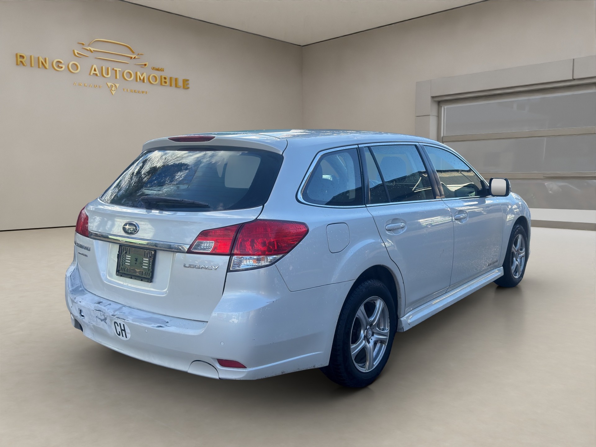 SUBARU Legacy 2.0i Swiss Special AWD-image-6