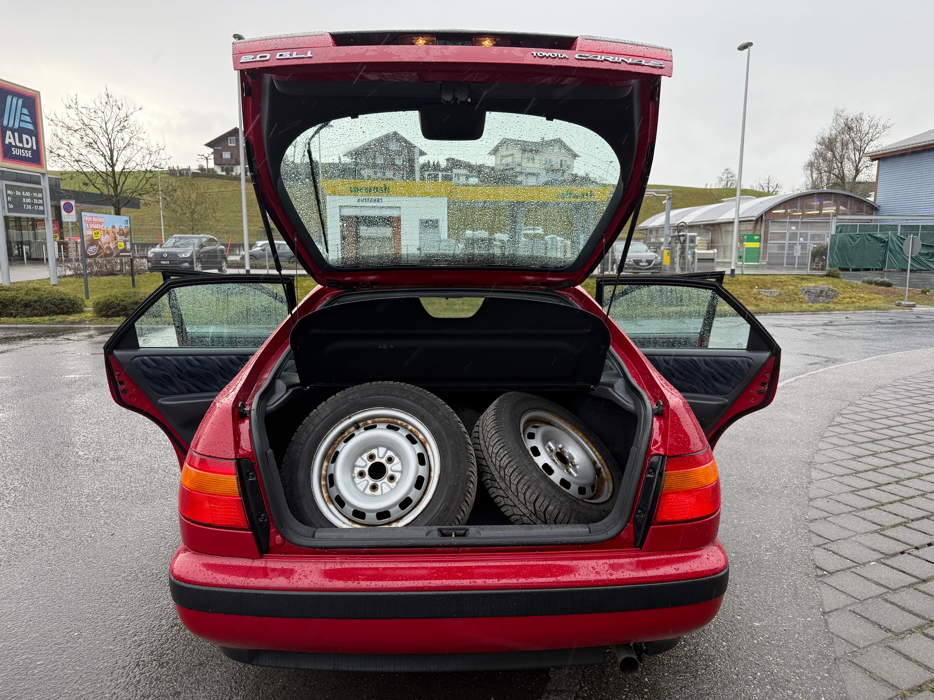 TOYOTA Carina E 2.0 GLi Liftback-image-11