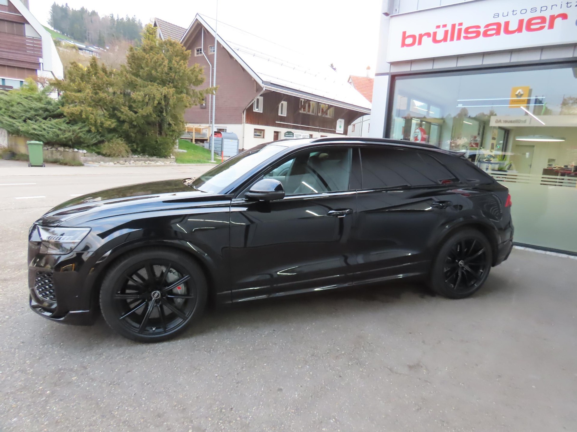 AUDI RS Q8 4.0 V8 TFSI quattro T-Tronic-image-5