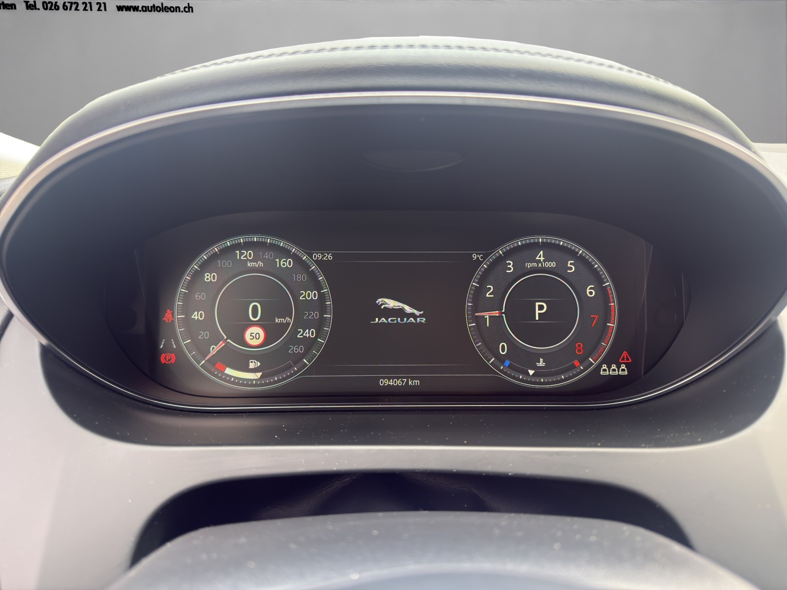 JAGUAR E-Pace 2.0 P200 HSE AWD Automatik-image-14