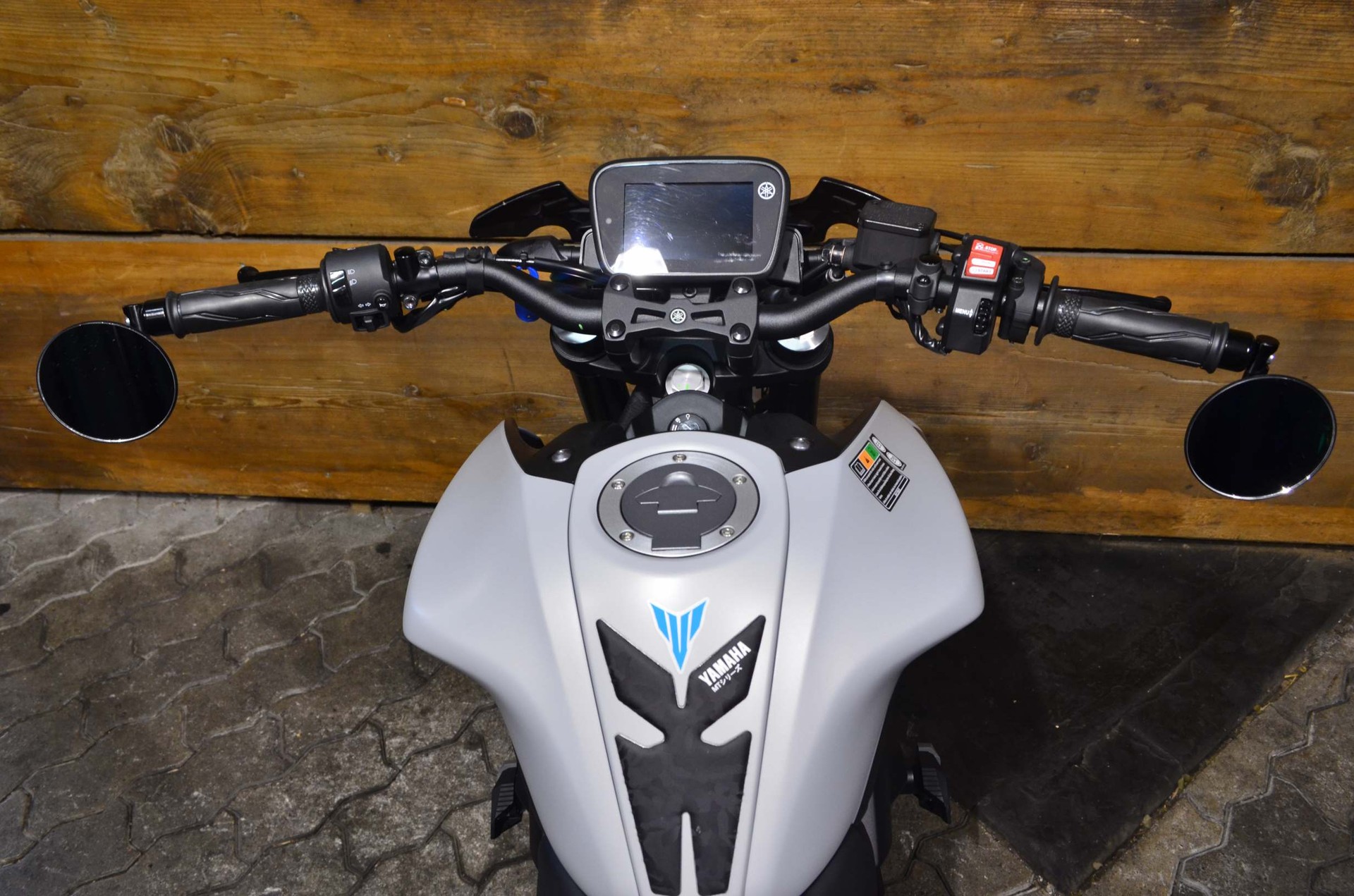 YAMAHA MT-125 ABS-image-2