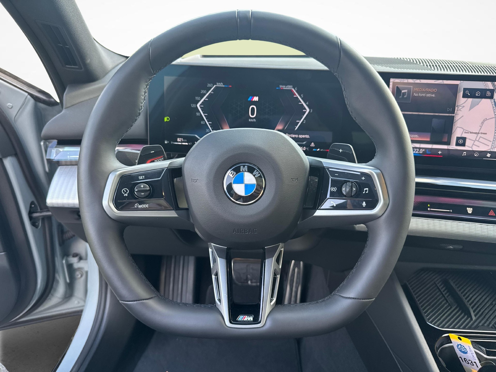 BMW 520d xDrive-image-13