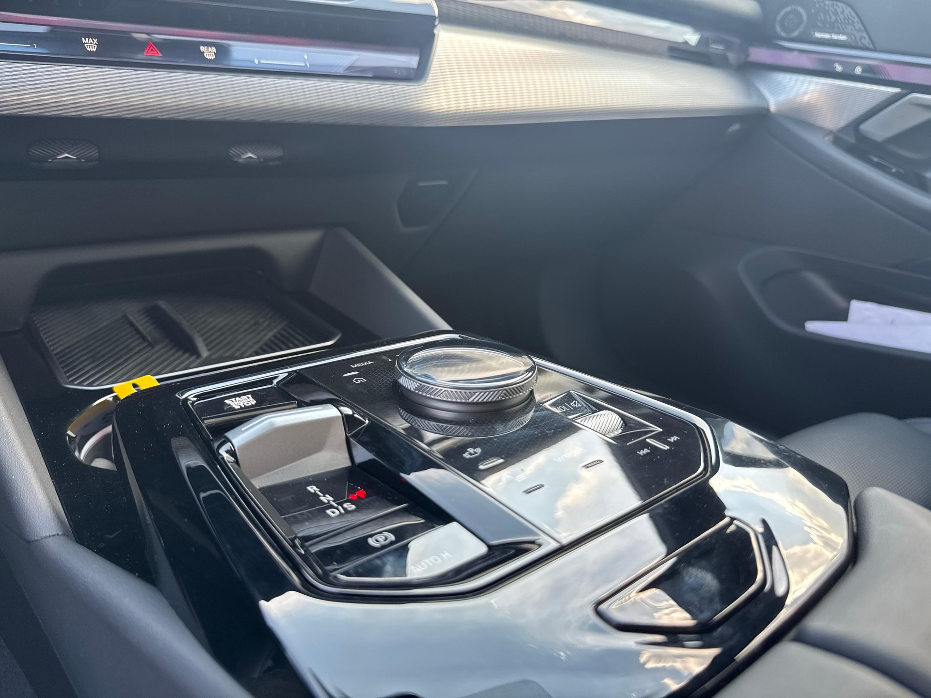 BMW 520d xDrive-image-15
