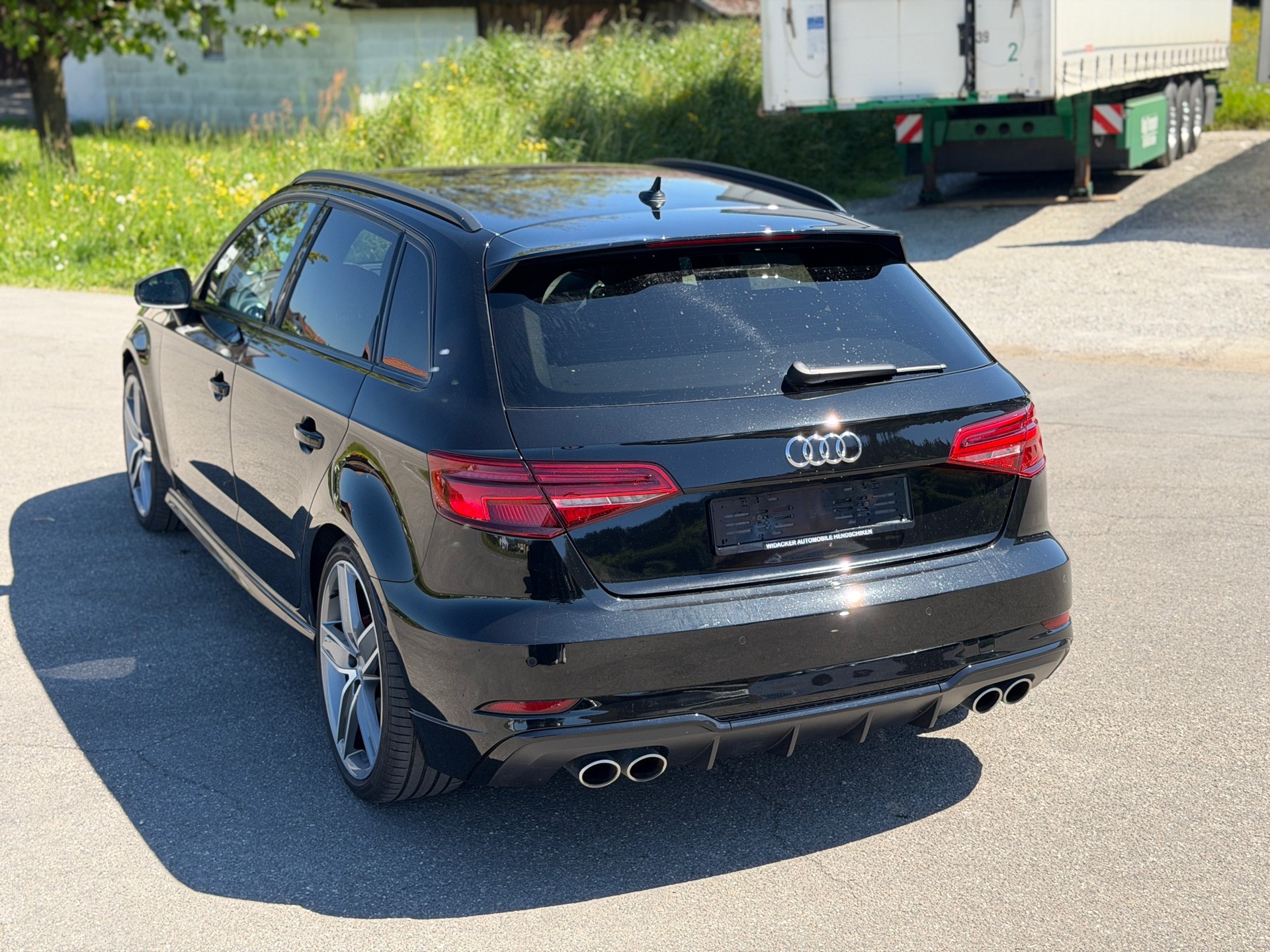 AUDI S3 Sportback 2.0 TFSI quattro S-tronic-image-15