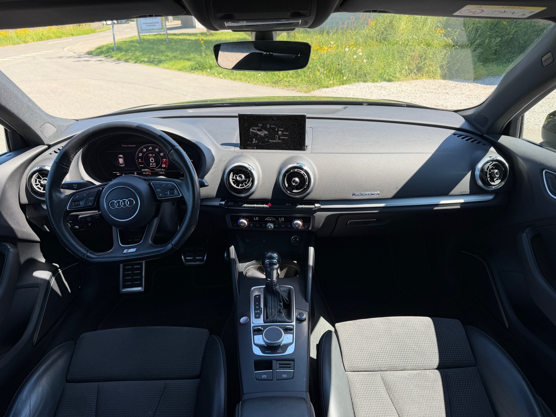 AUDI S3 Sportback 2.0 TFSI quattro S-tronic-image-6