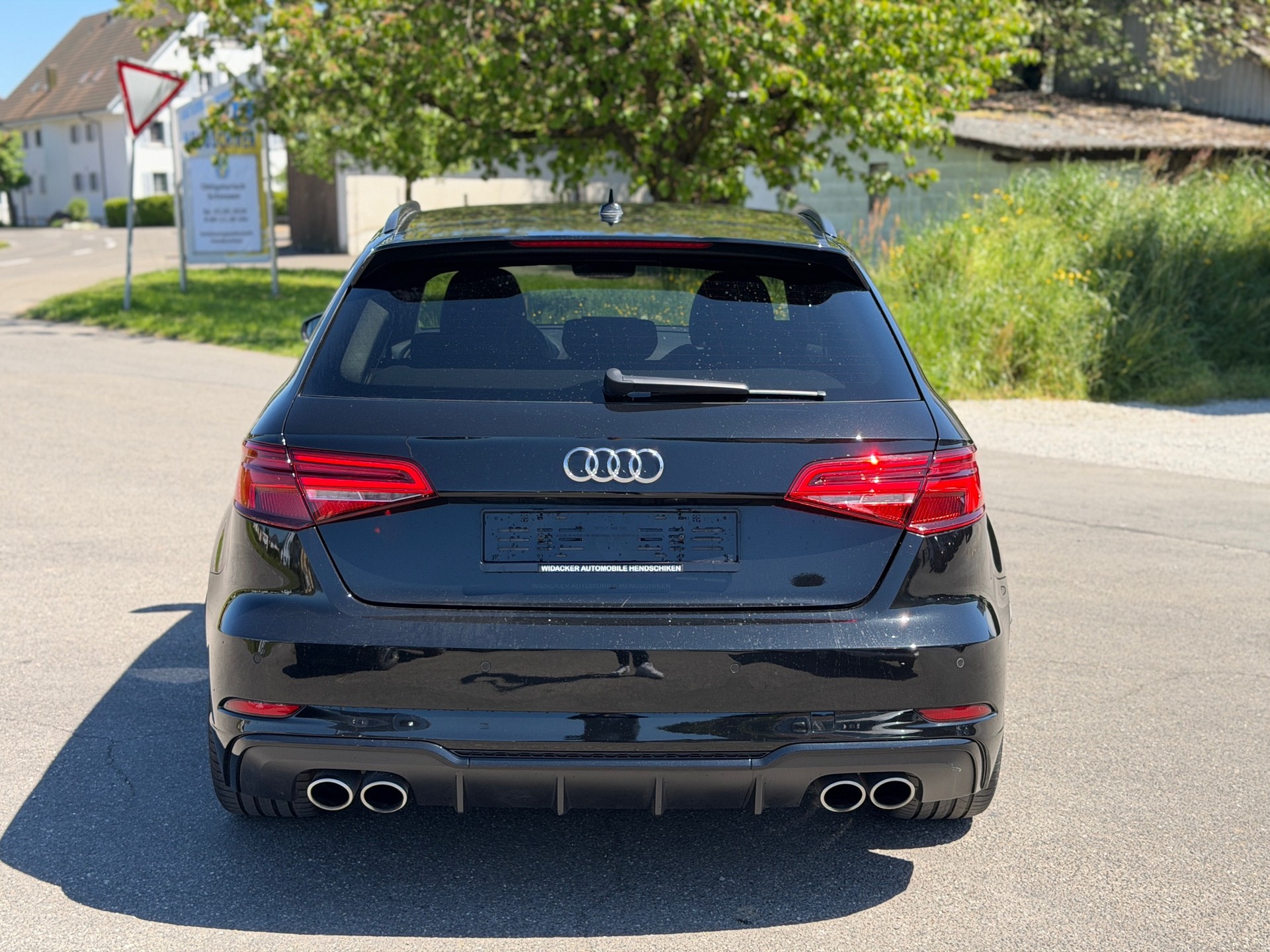 AUDI S3 Sportback 2.0 TFSI quattro S-tronic-image-4