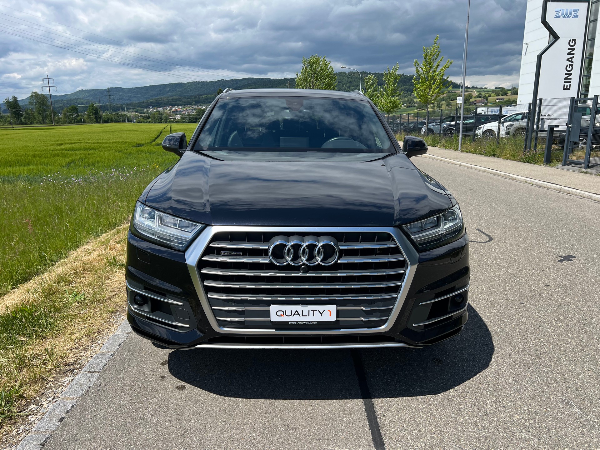 AUDI Q7 50 TDI ** 7 Plätzer **-tiptronic- S-line-showroom-element-2