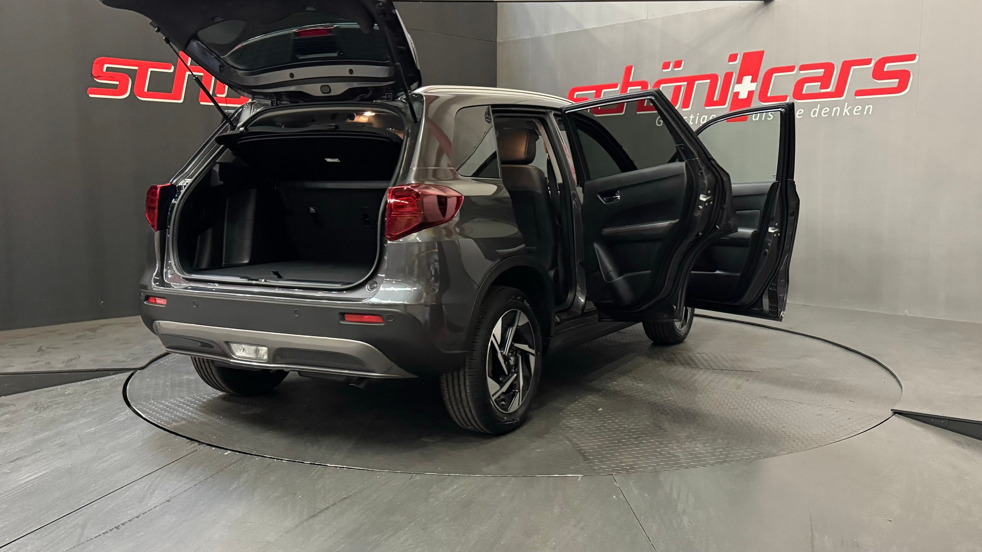SUZUKI Vitara 1.4 Boosterjet Compact Top 4x4 Hybrid-image-6