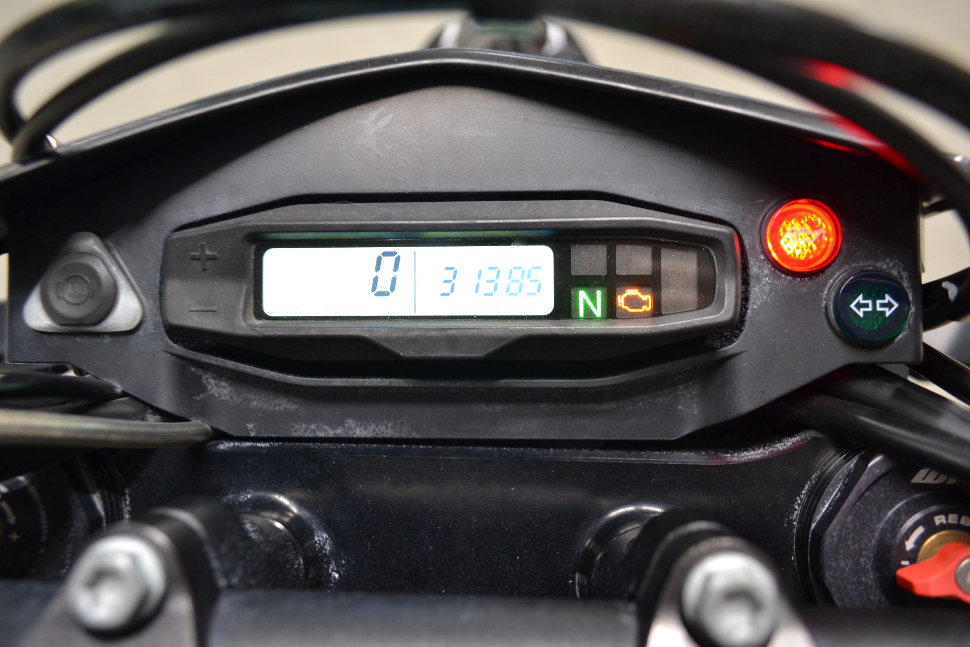 KTM 690 SMC R-image-4