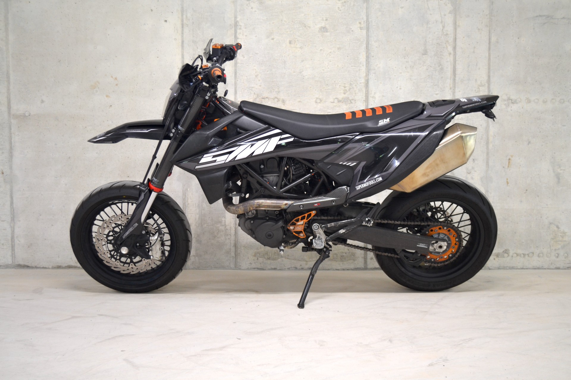 KTM 690 SMC R-image-2