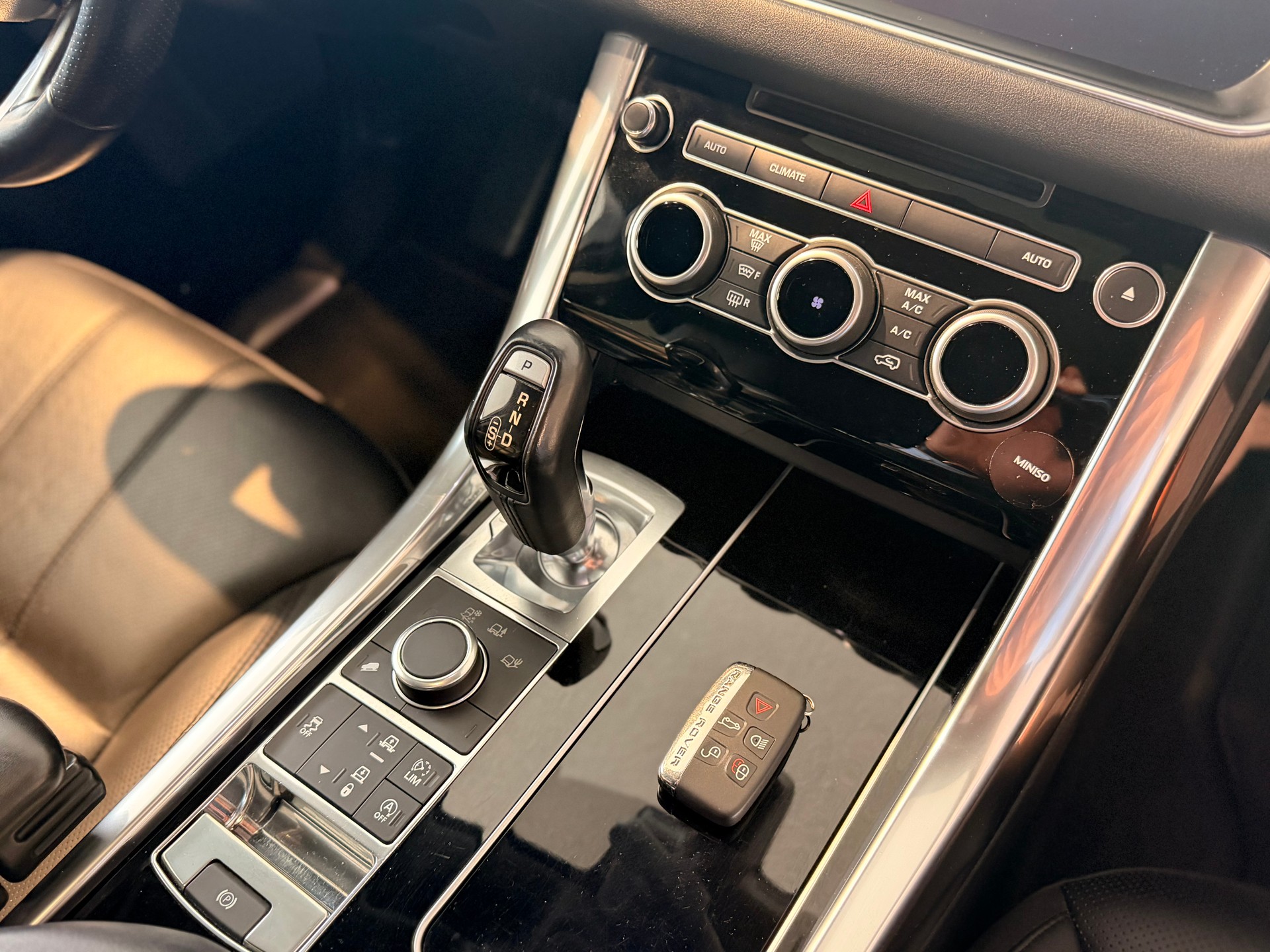 LAND ROVER Range Rover Sport 3.0 SDV6 HSE Automatic-image-29