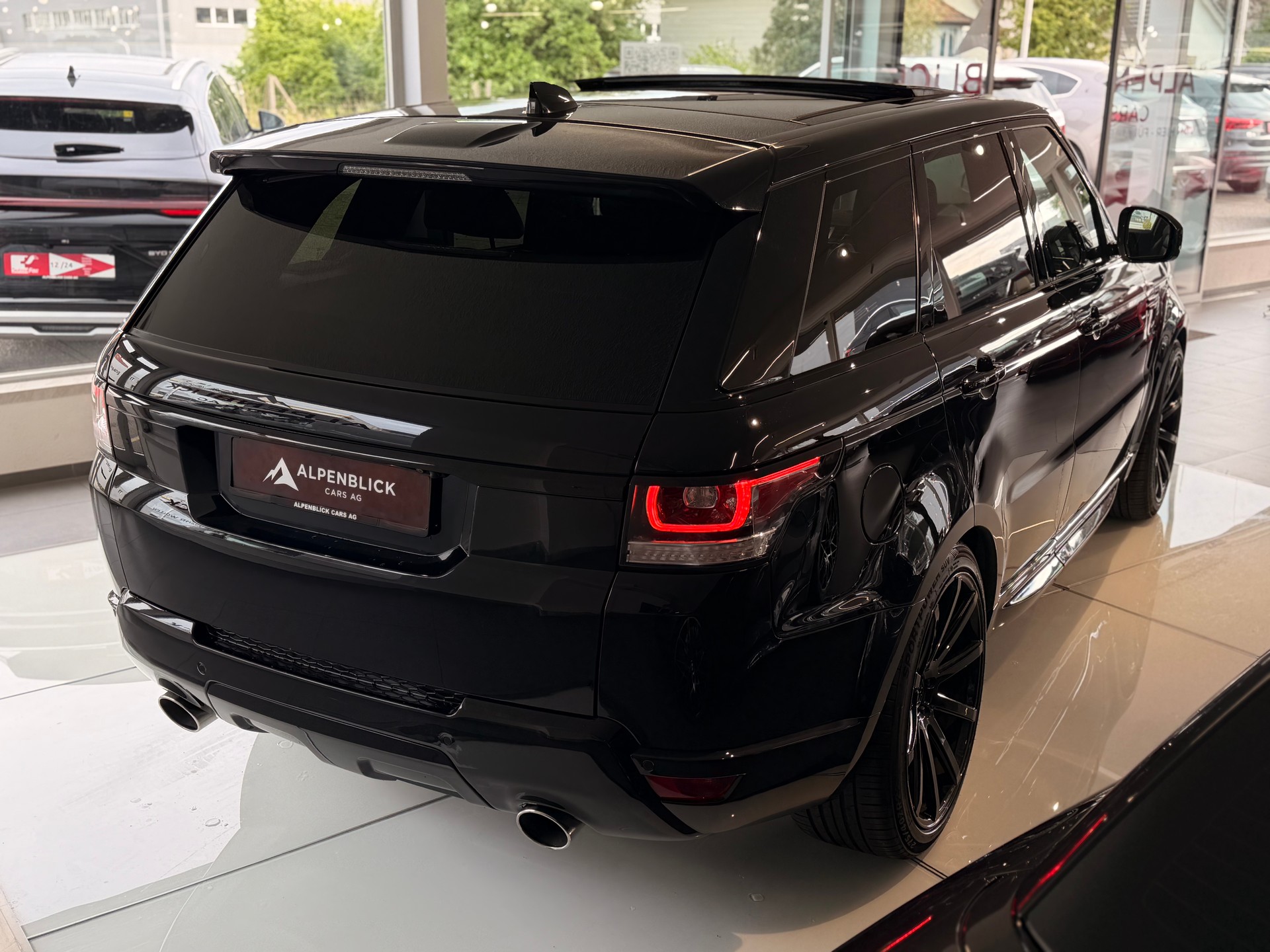 LAND ROVER Range Rover Sport 3.0 SDV6 HSE Automatic-image-6