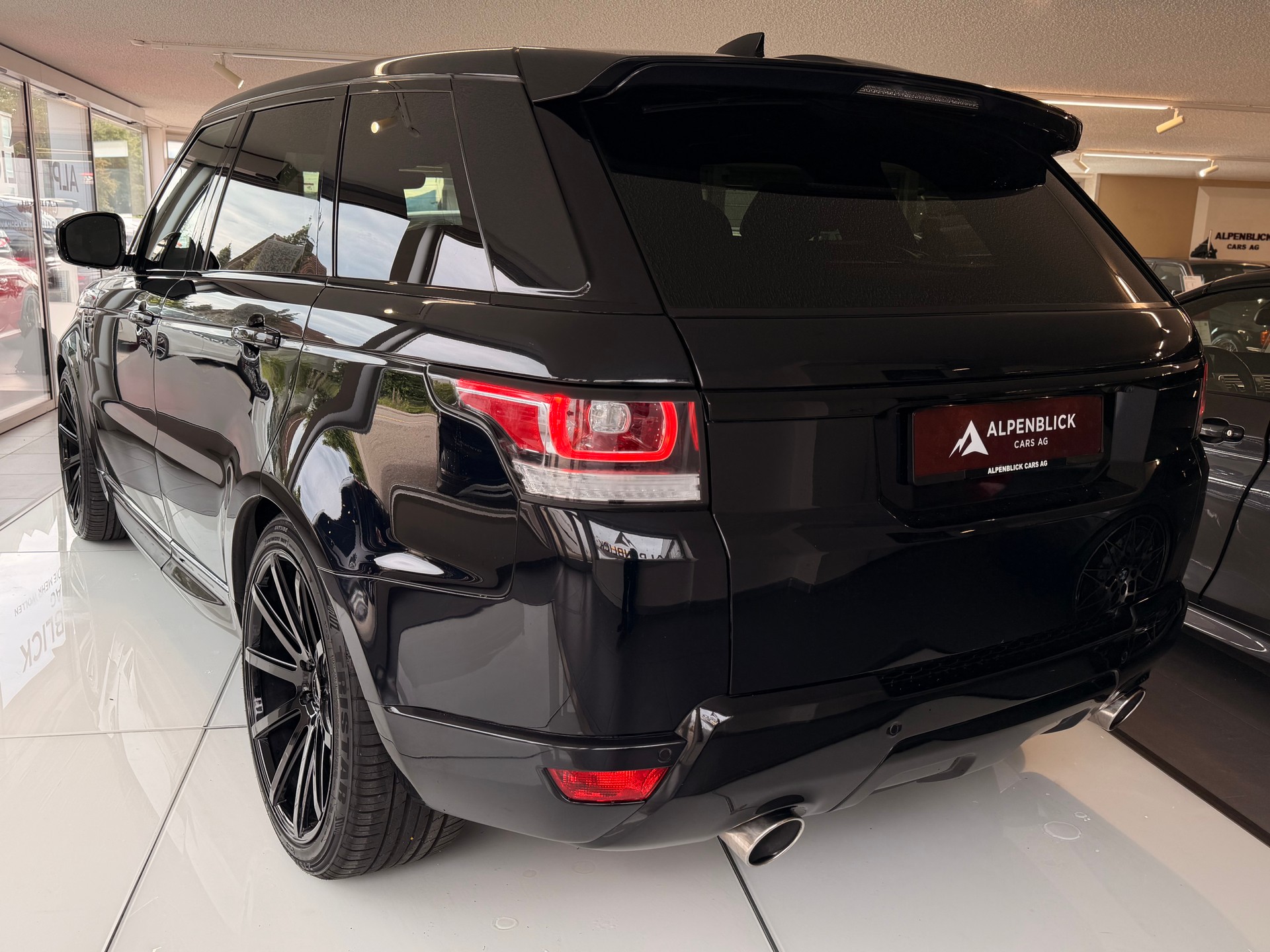 LAND ROVER Range Rover Sport 3.0 SDV6 HSE Automatic-image-9