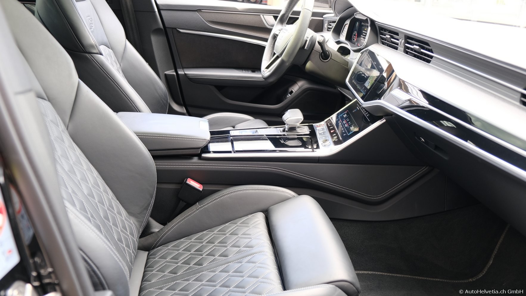 AUDI S6 Avant 3.0 TDI quattro tiptronic-image-13
