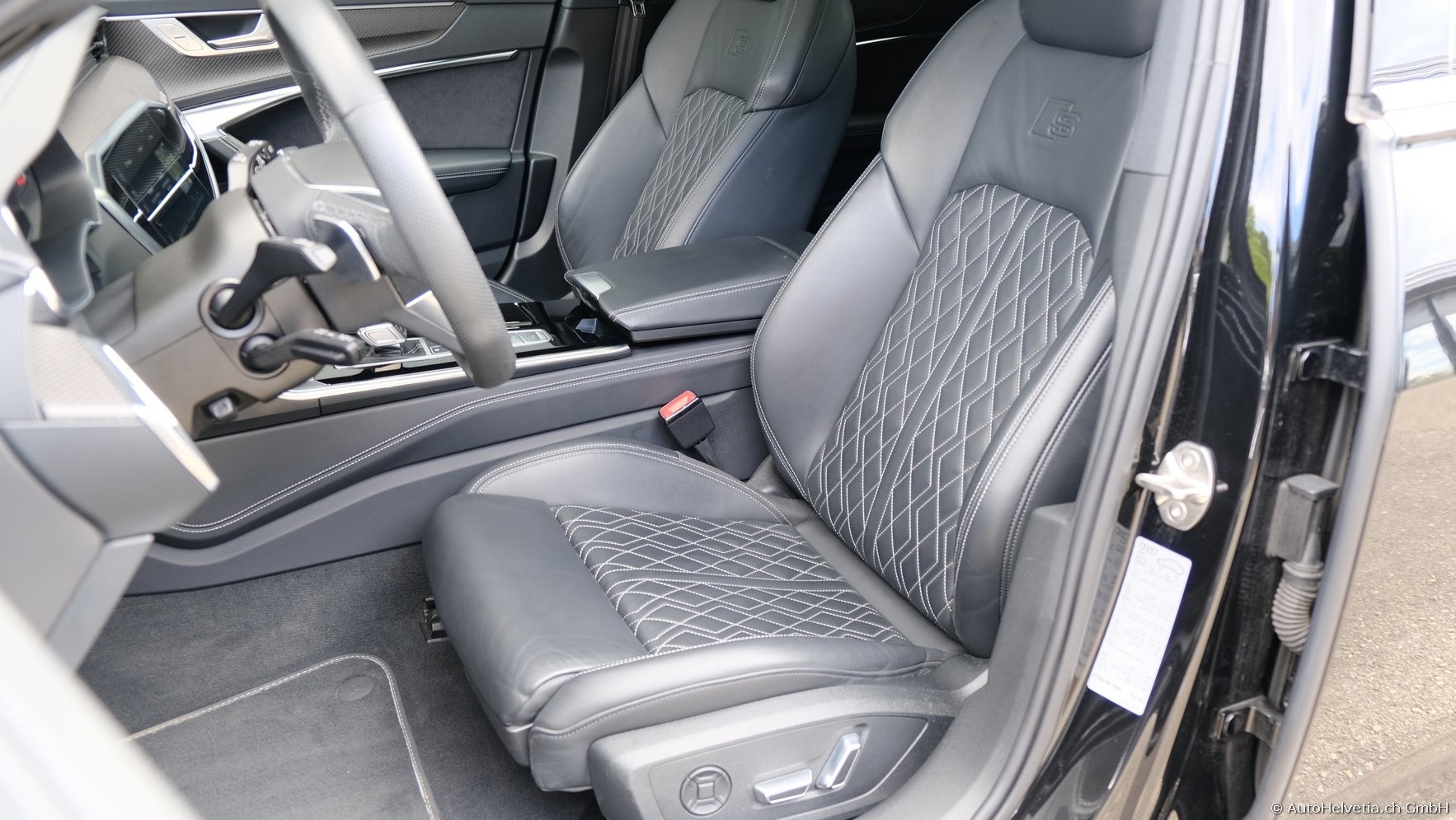 AUDI S6 Avant 3.0 TDI quattro tiptronic-image-11